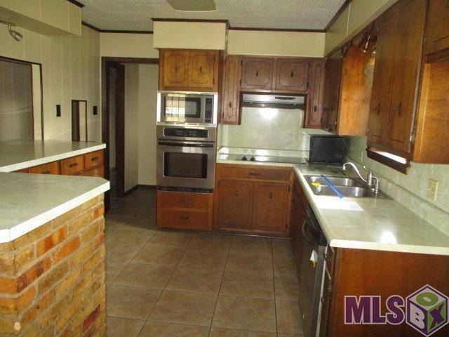 Convent, LA 70723,8111 Romeville St