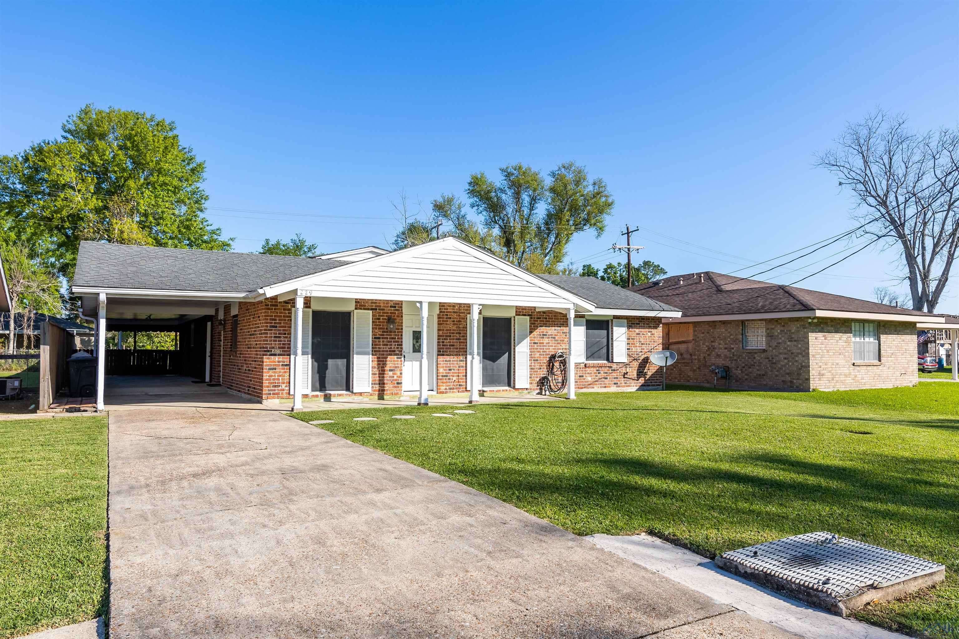 Houma, LA 70364,229 Tudor St