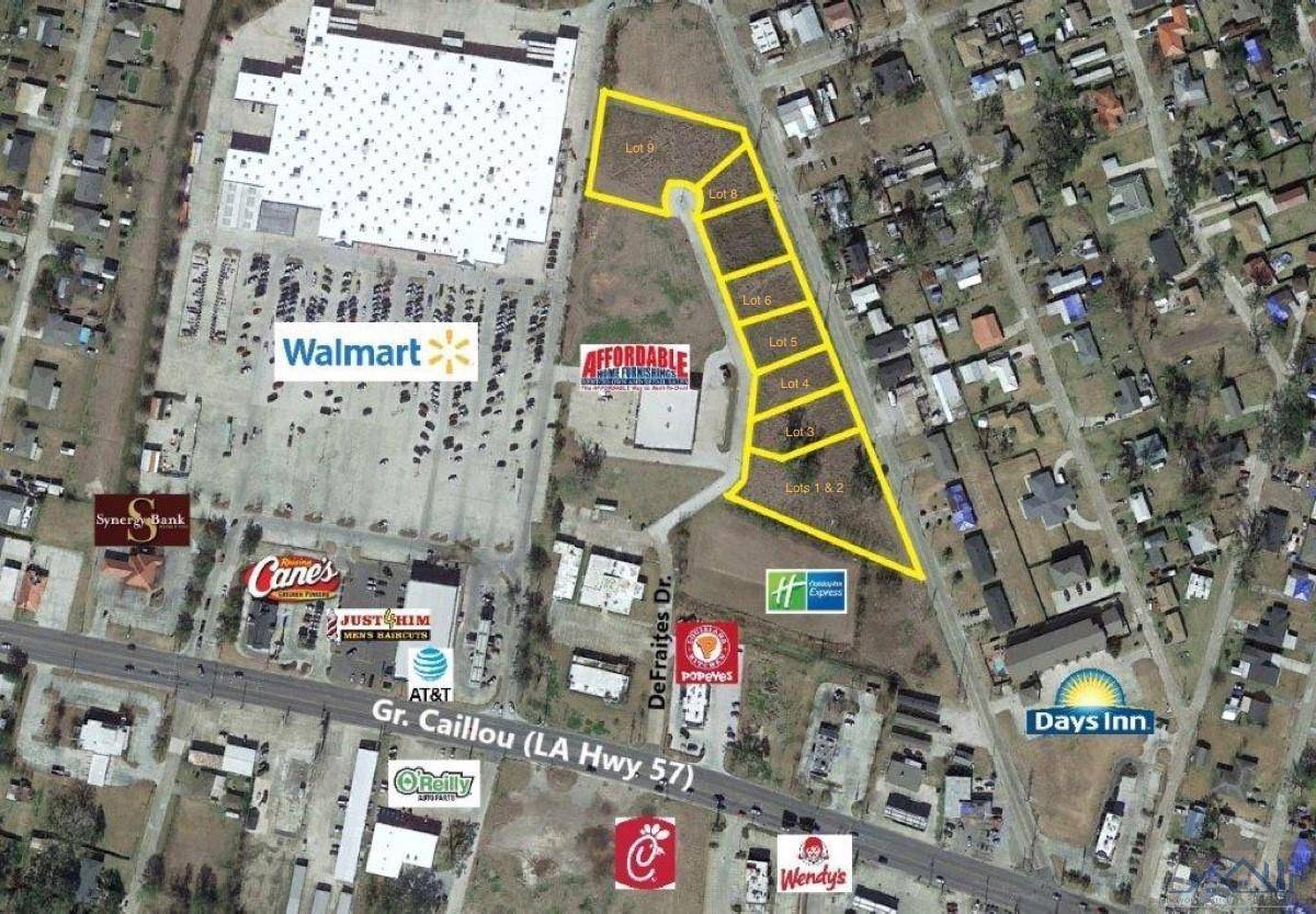 Houma, LA 70363,142 Defraites Road