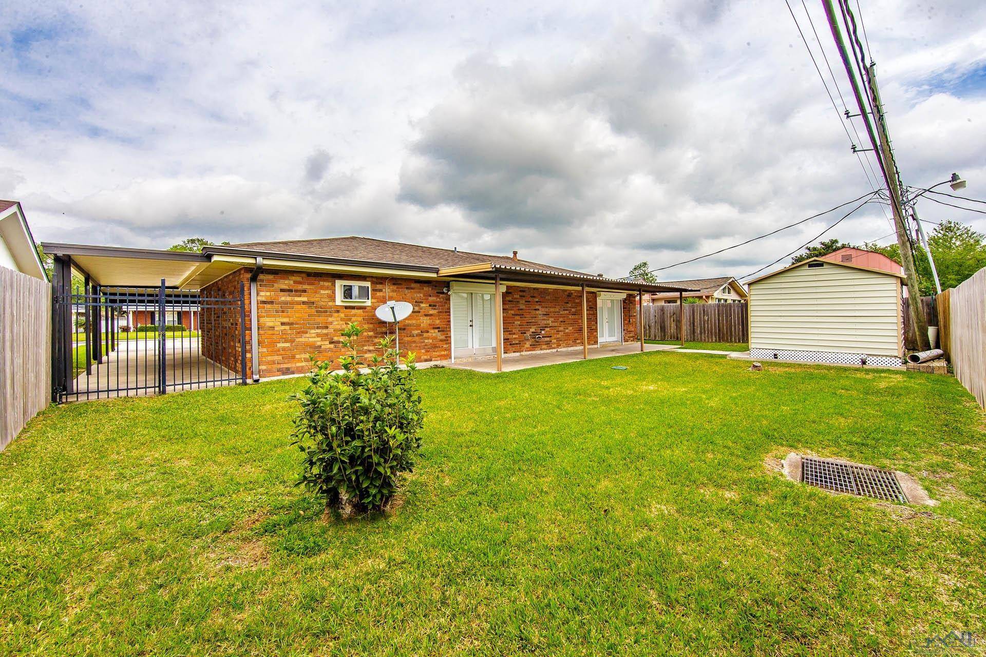 Houma, LA 70364,302 Douglas Dr