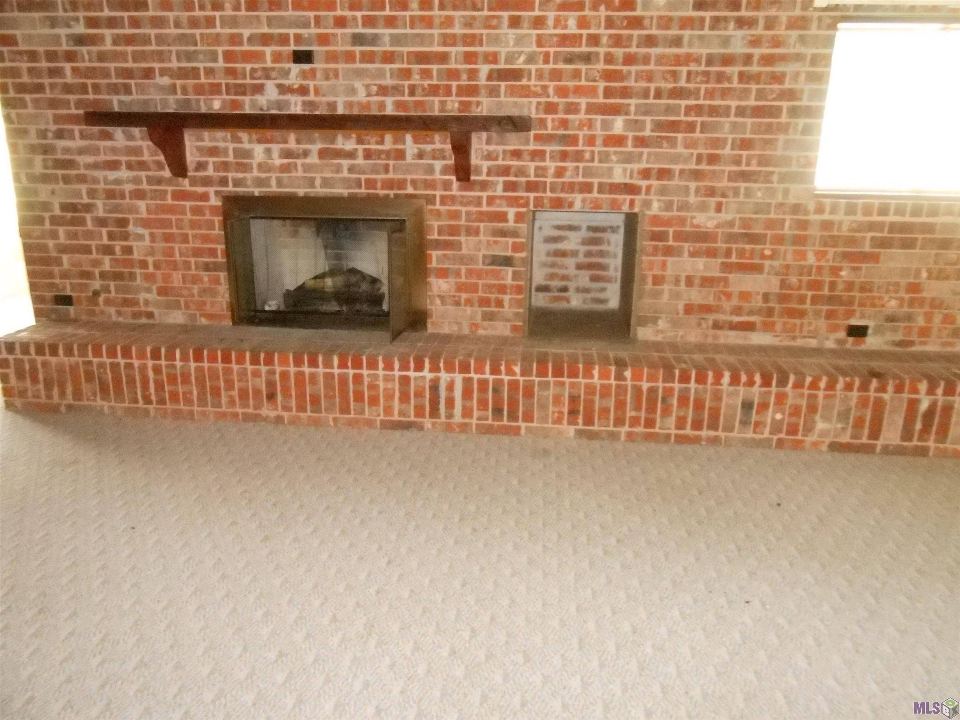 Maringouin, LA 70757,10215 La Hwy 77