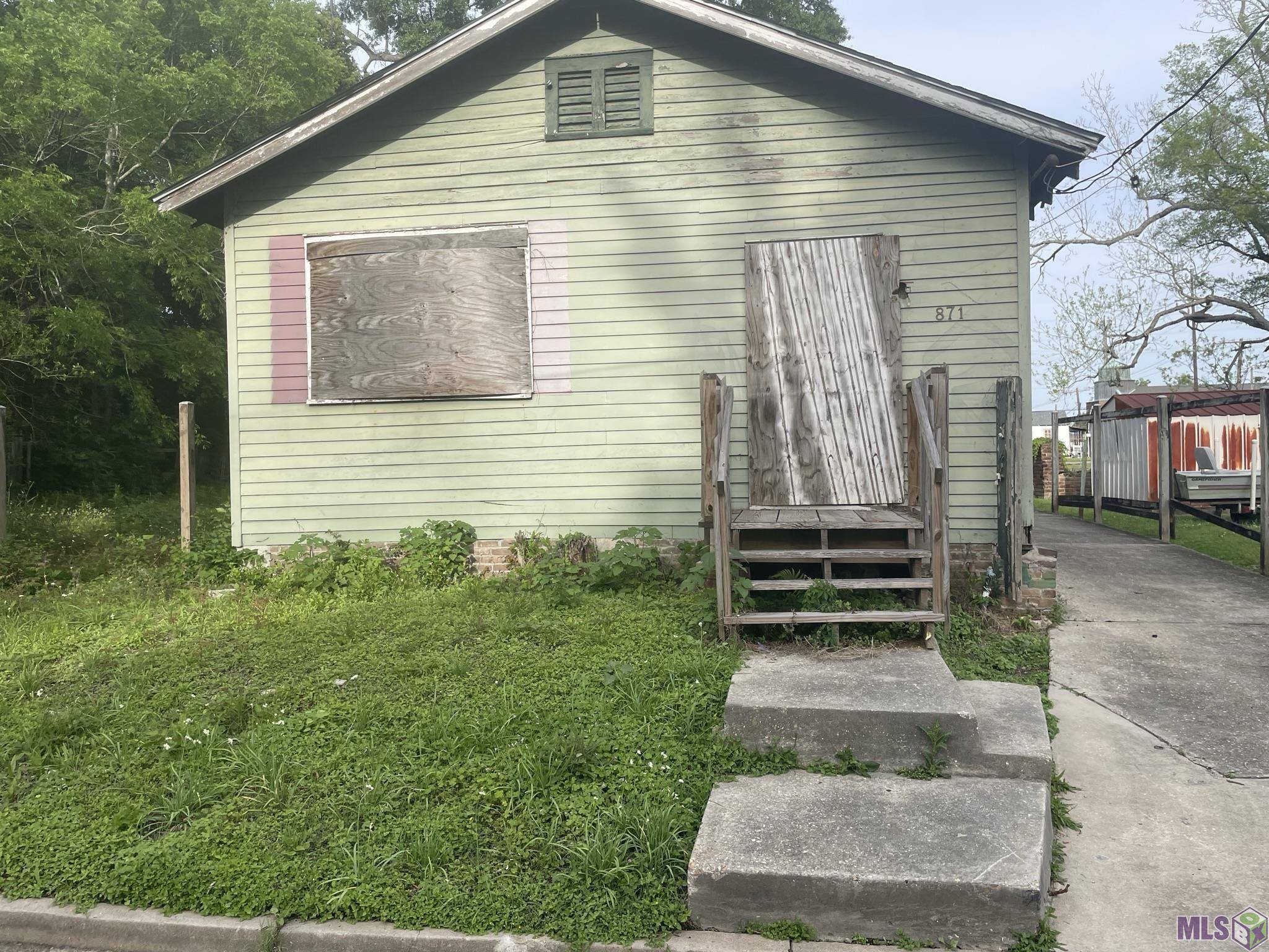 Baton Rouge, LA 70802,871 Peach St