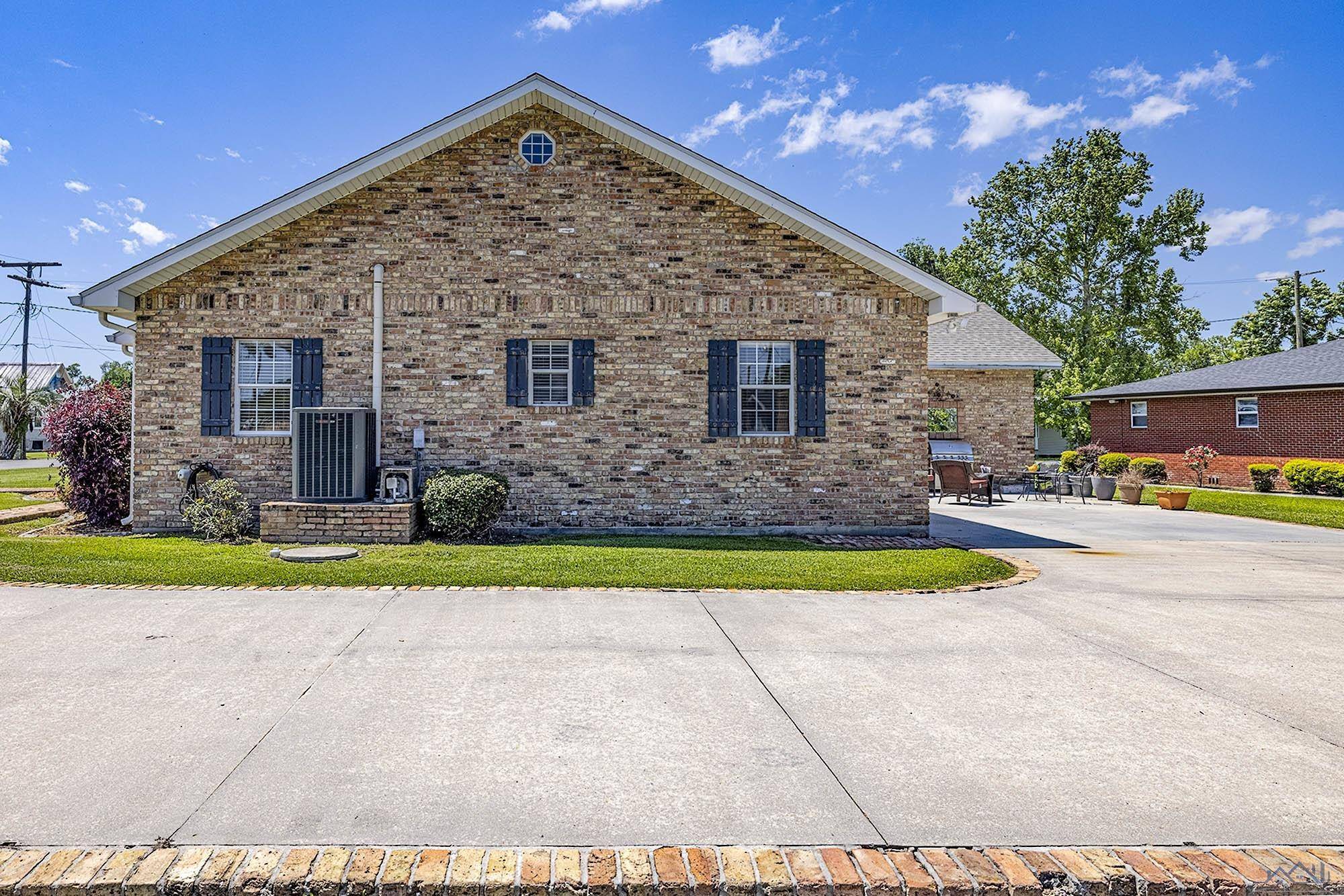 Houma, LA 70364,202 Aline St