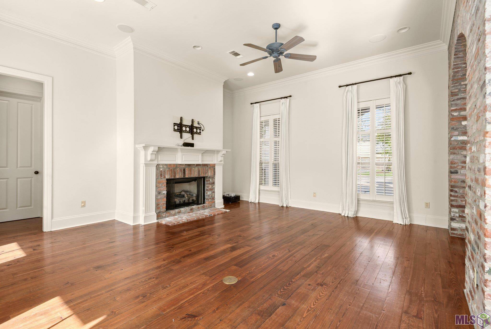 Baton Rouge, LA 70808,2224 Sassy Ln