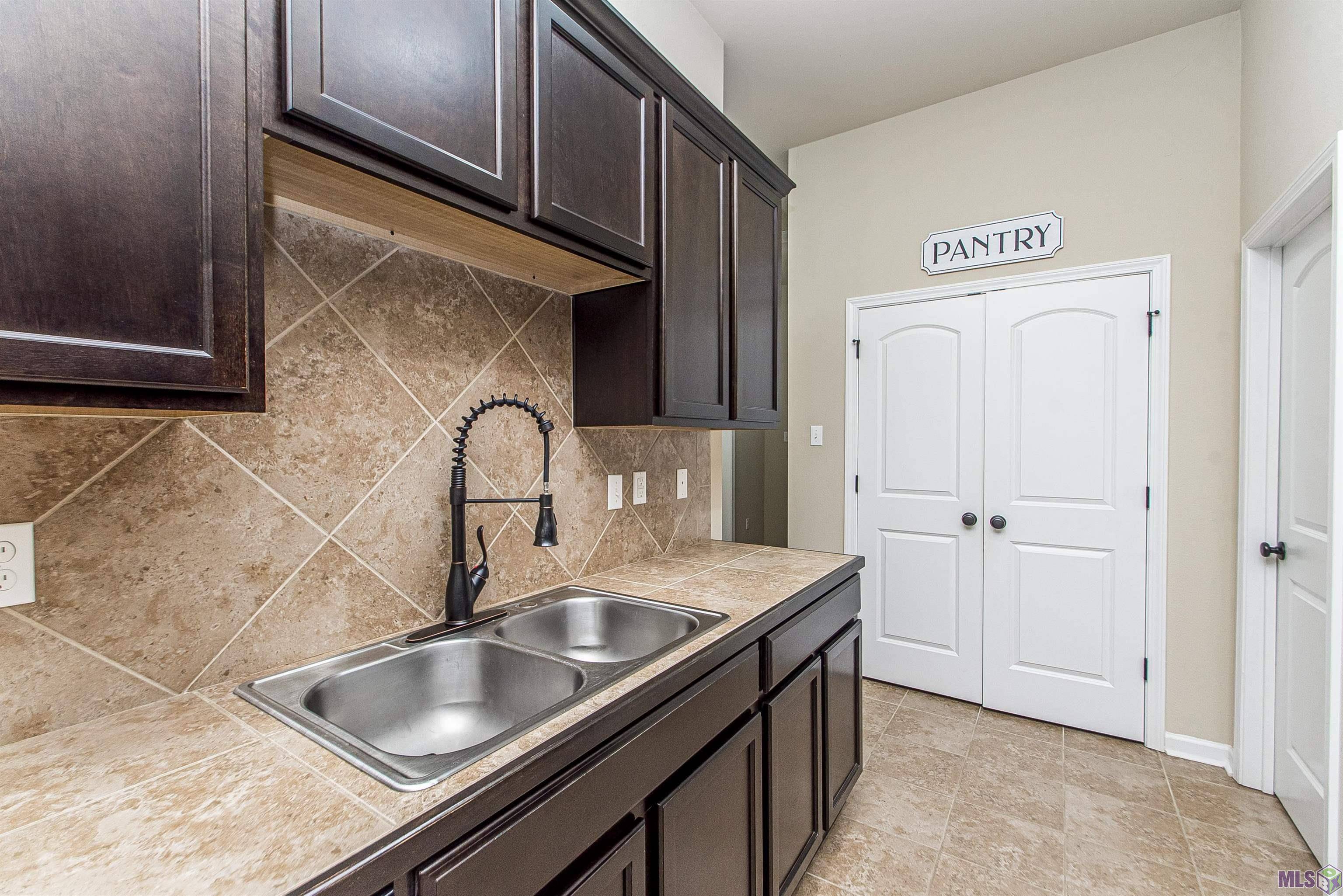 Ponchatoula, LA 70454,20082 Elijah Bnd