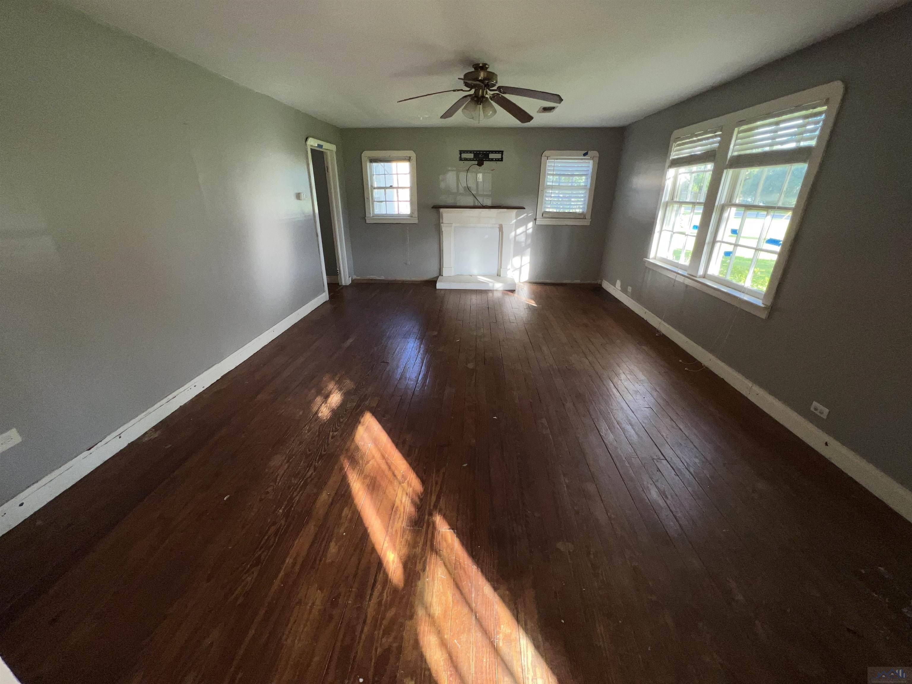 Labadieville, LA 70372,2906 Highway 1