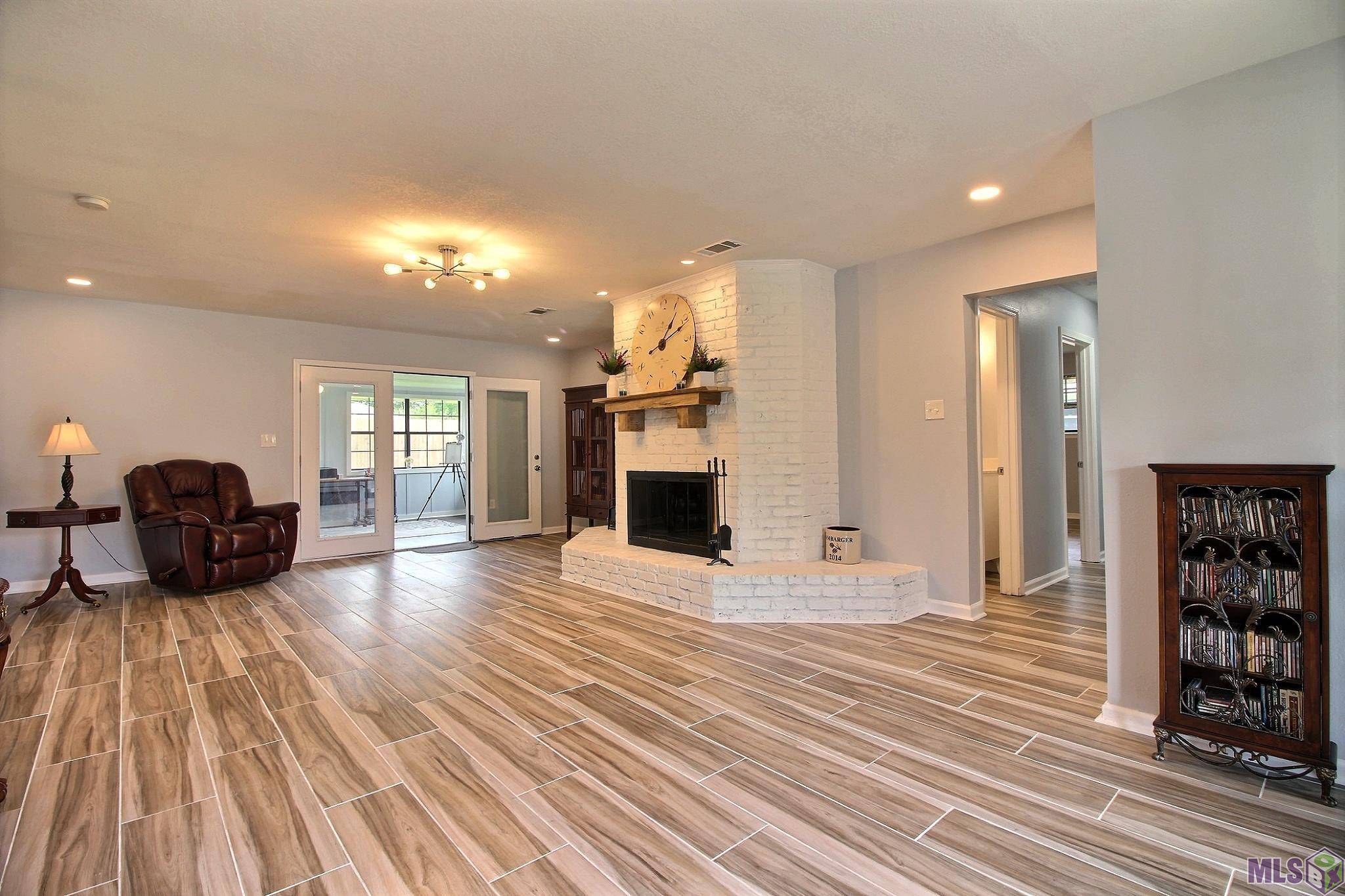 Central, LA 70818,13615 Red River Ave