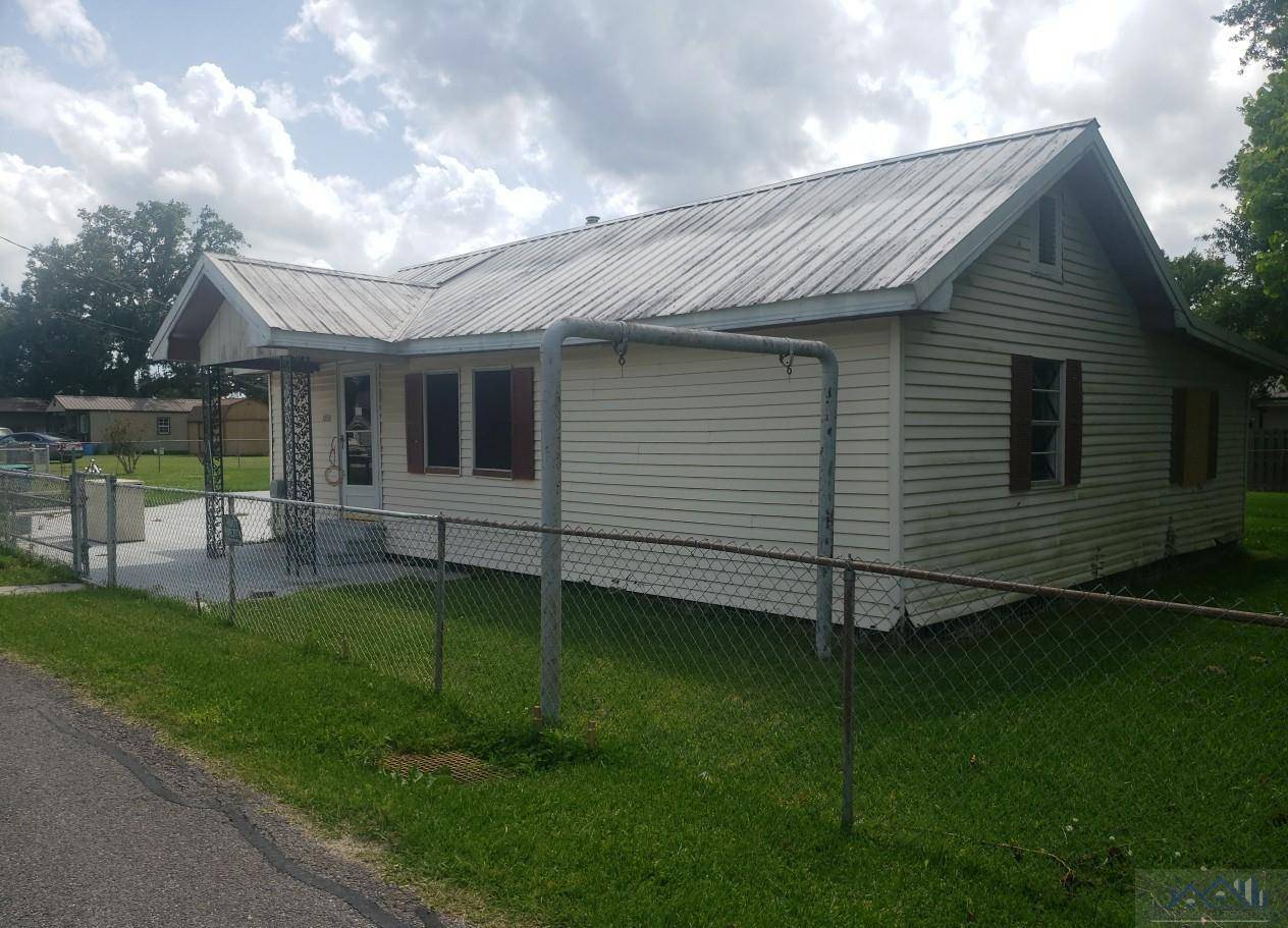 Vacherie, LA 70090,13050 N Peach St