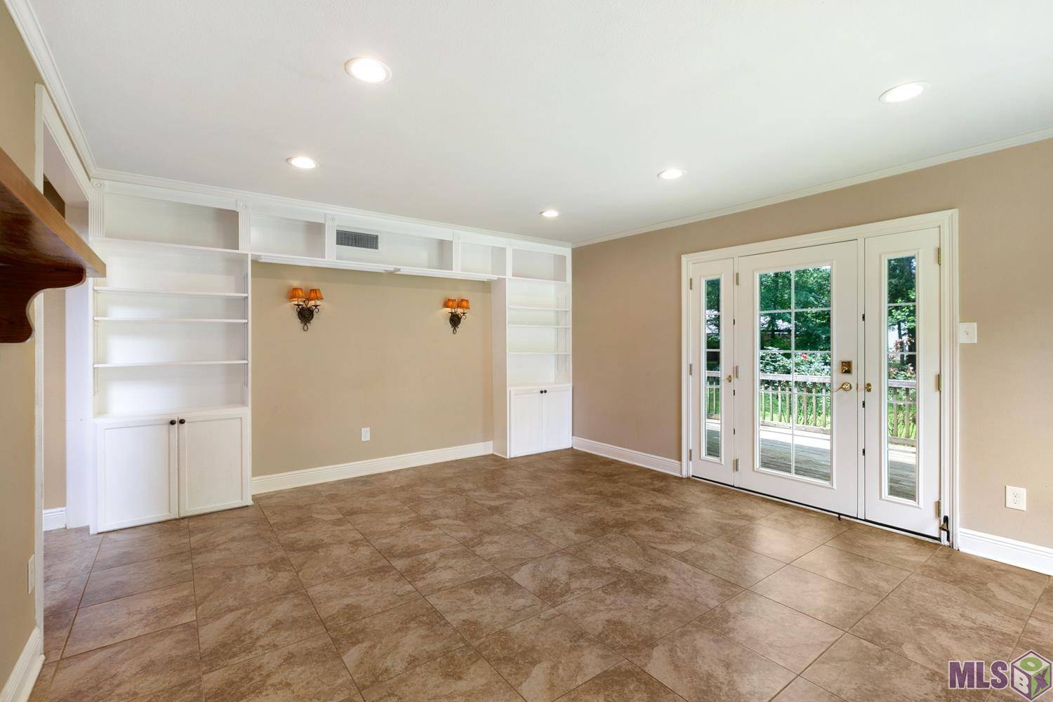 Zachary, LA 70791,5441 Par Dr