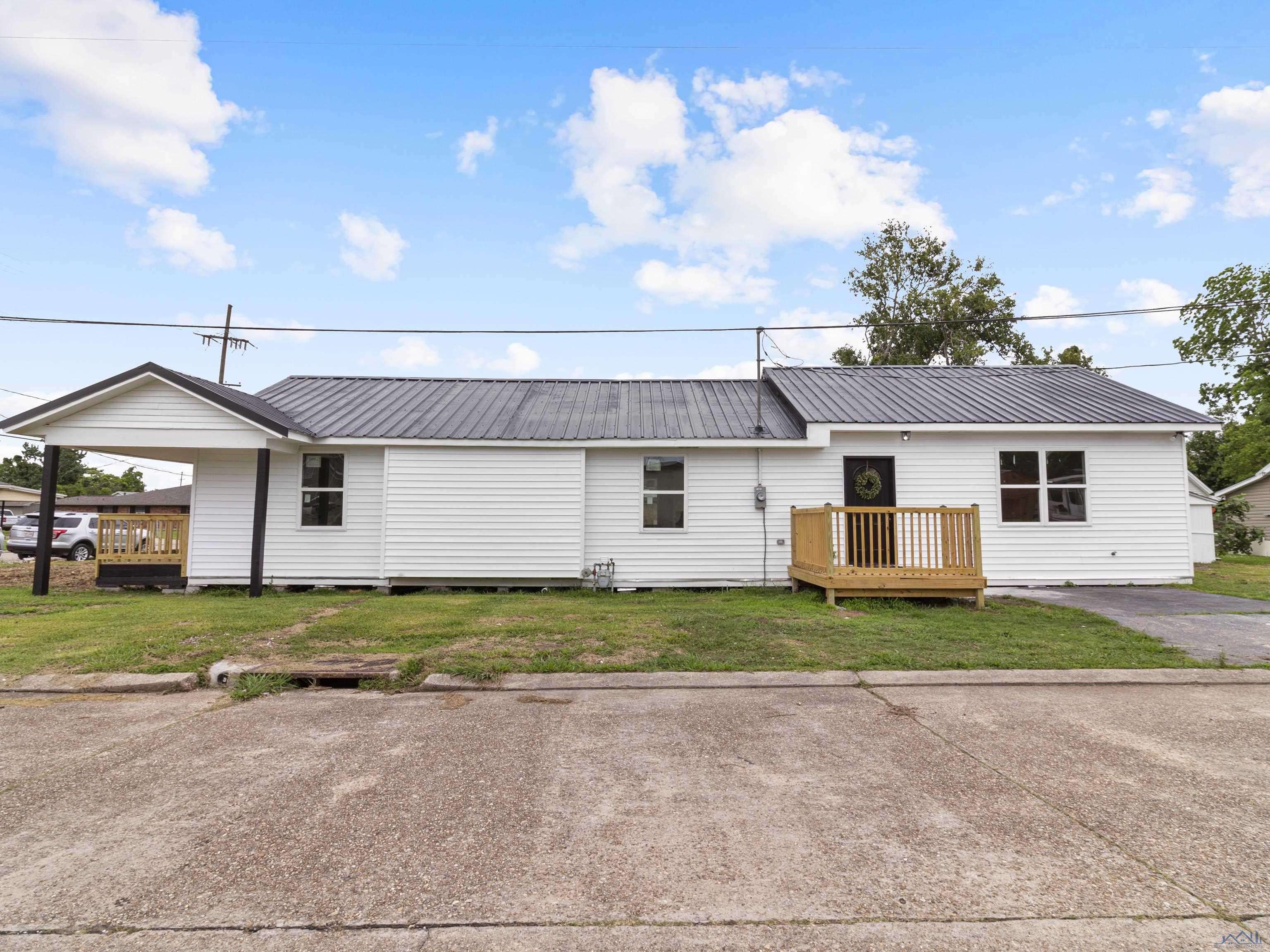 Houma, LA 70364,900 Suthon Avenue