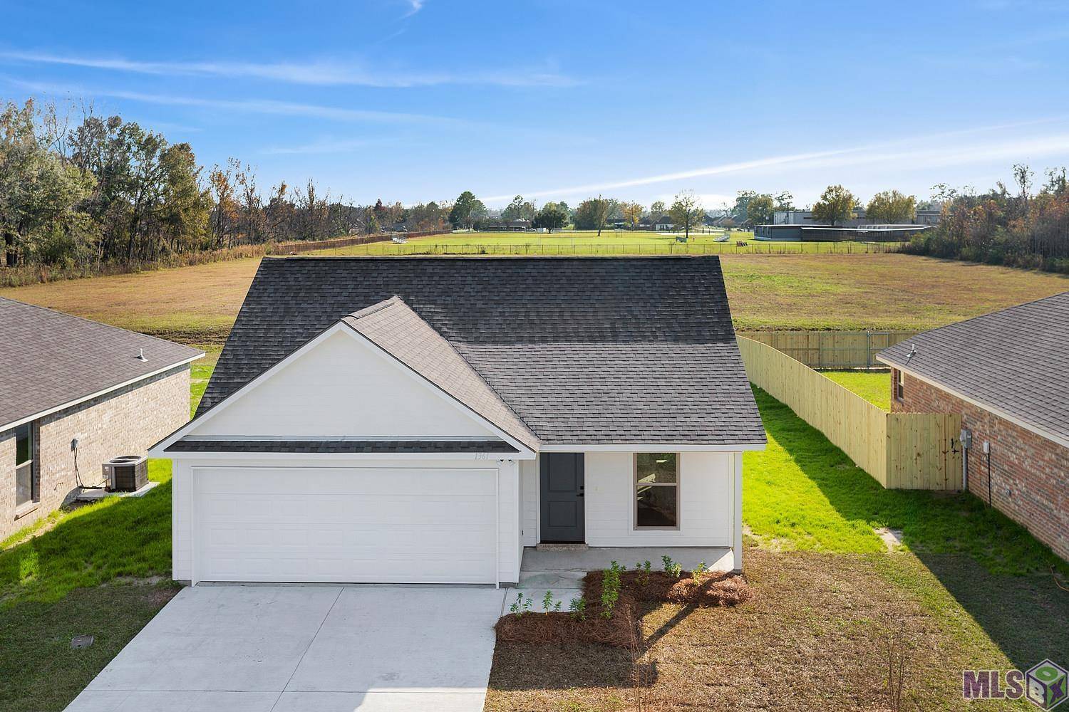 Gonzales, LA 70737,1246 Meadow Crossing Dr