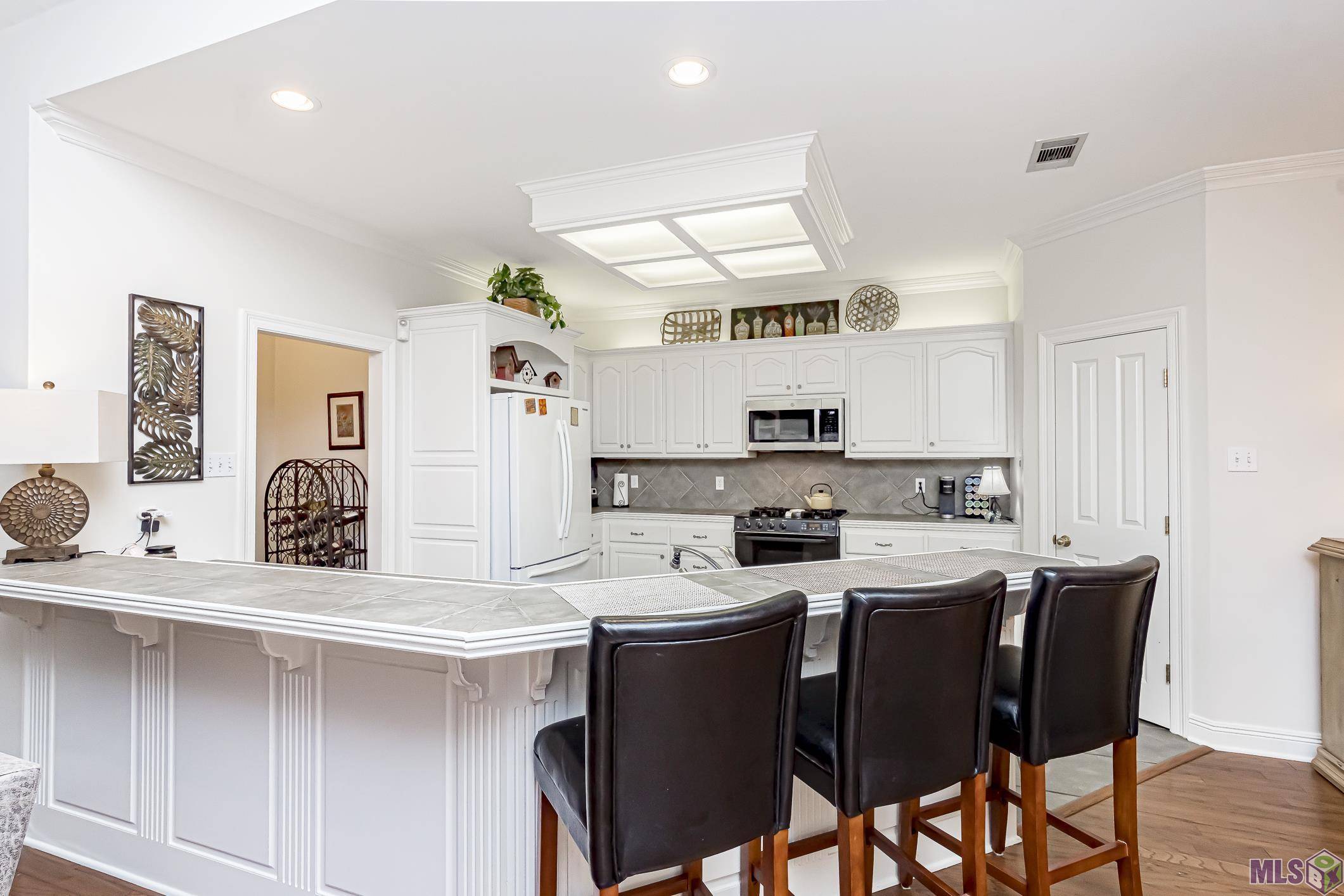 Baton Rouge, LA 70809,10654 Woodland Oaks