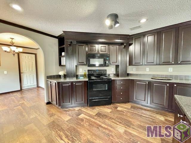 Maringouin, LA 70757,1390 Maringouin Rd