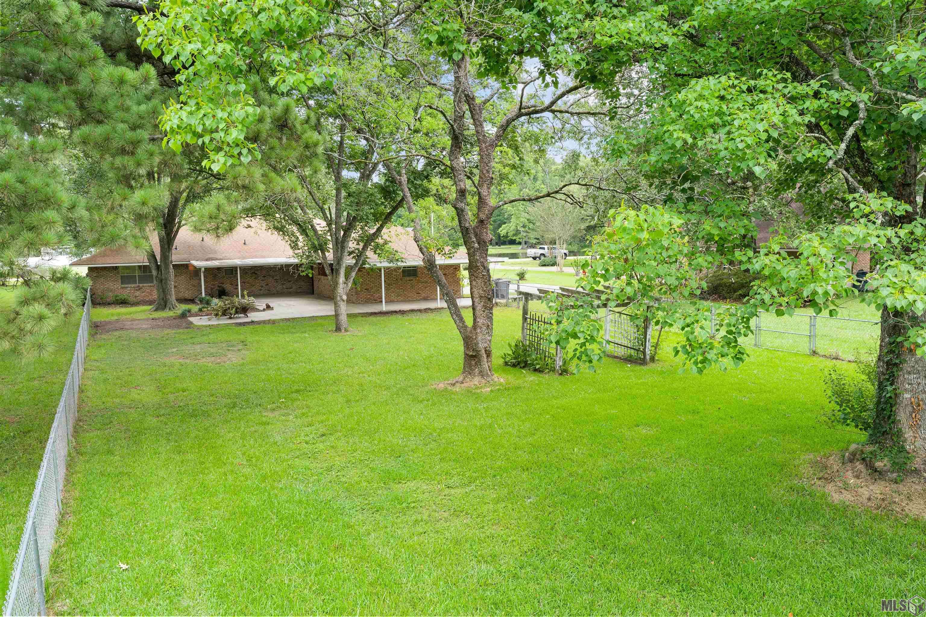 Baton Rouge, LA 70818,11423 Lazy Lake Dr