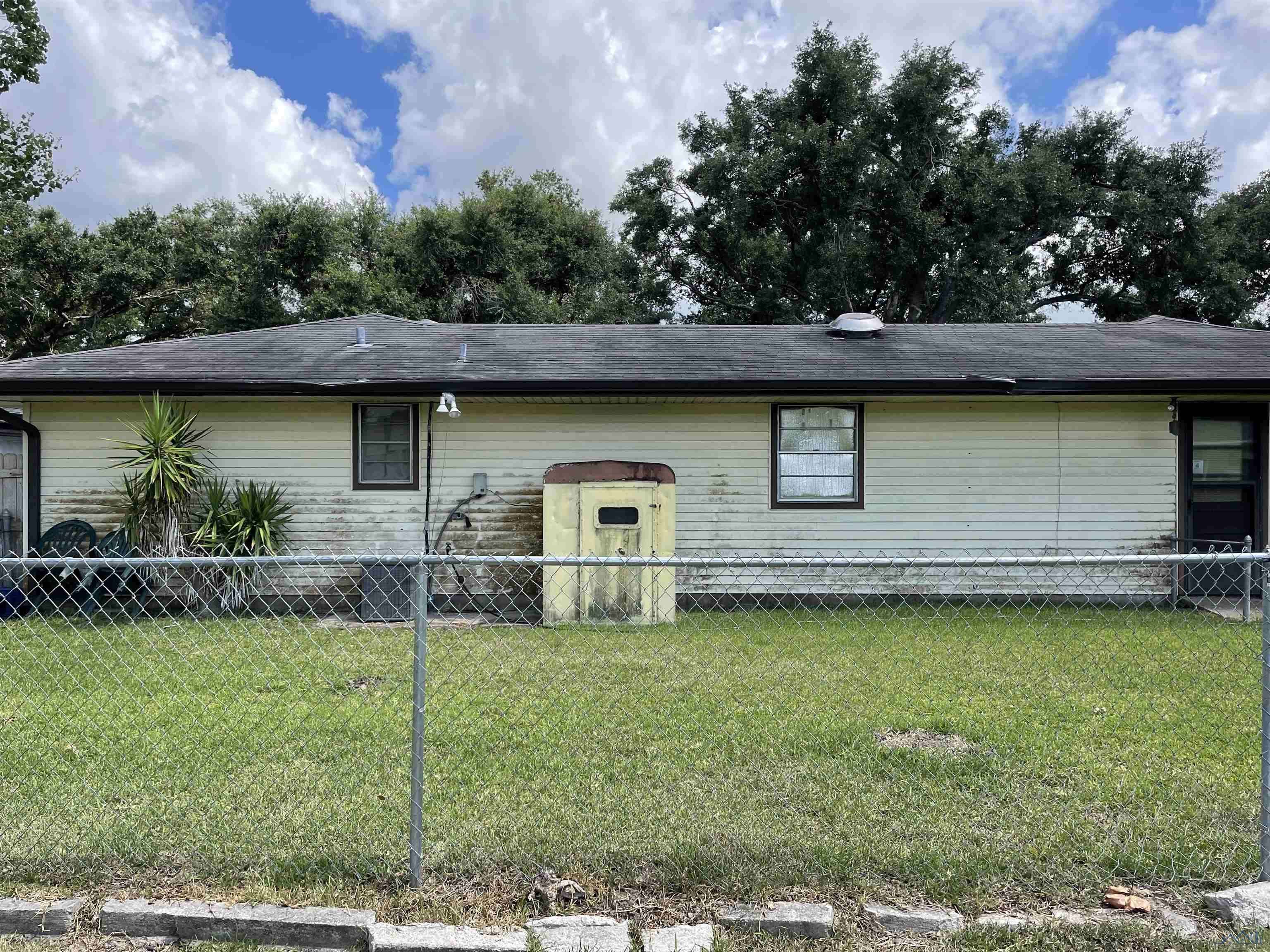 Houma, LA 70364,213 Broadmoor Ave