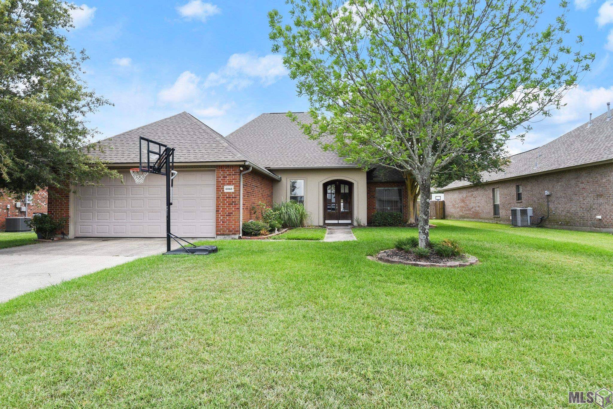 Sorrento, LA 70778,6068 Tuscany Ln