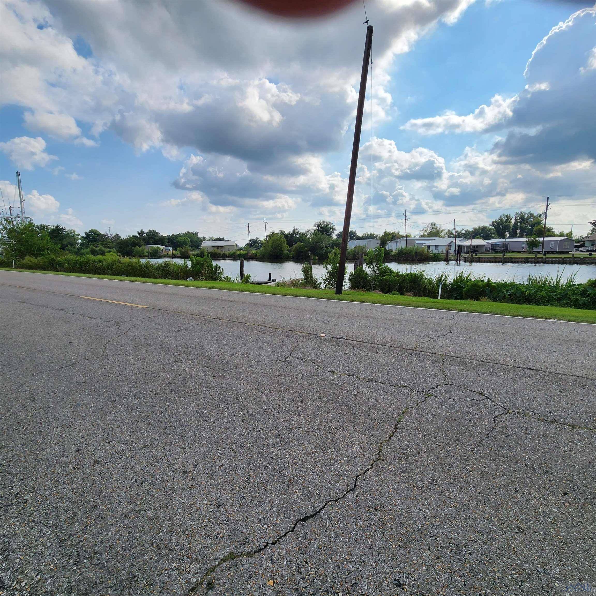 Cut Off, LA 70345,15657 East Main Street