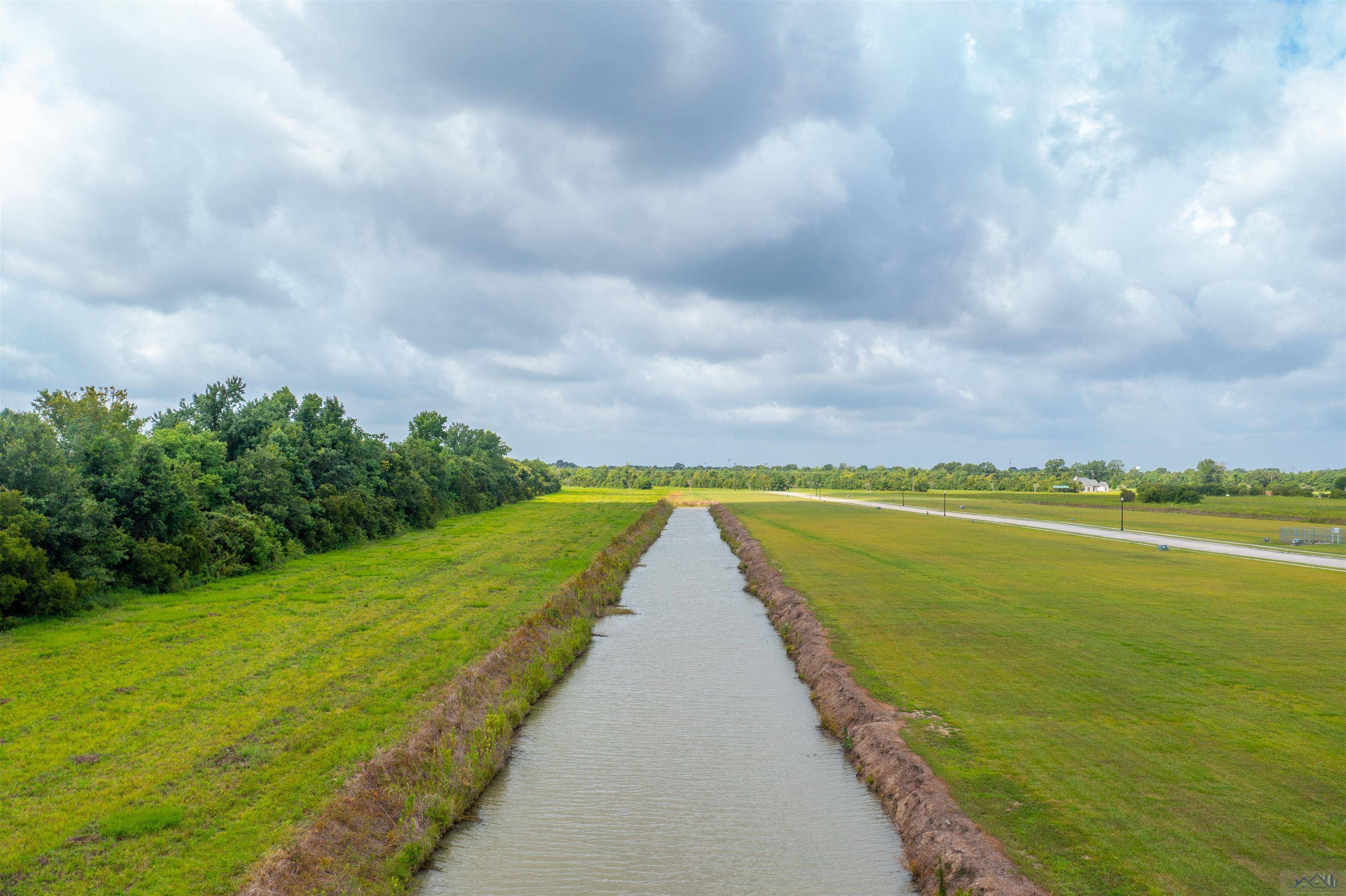 Berwick, LA 70342,131 River Estates St