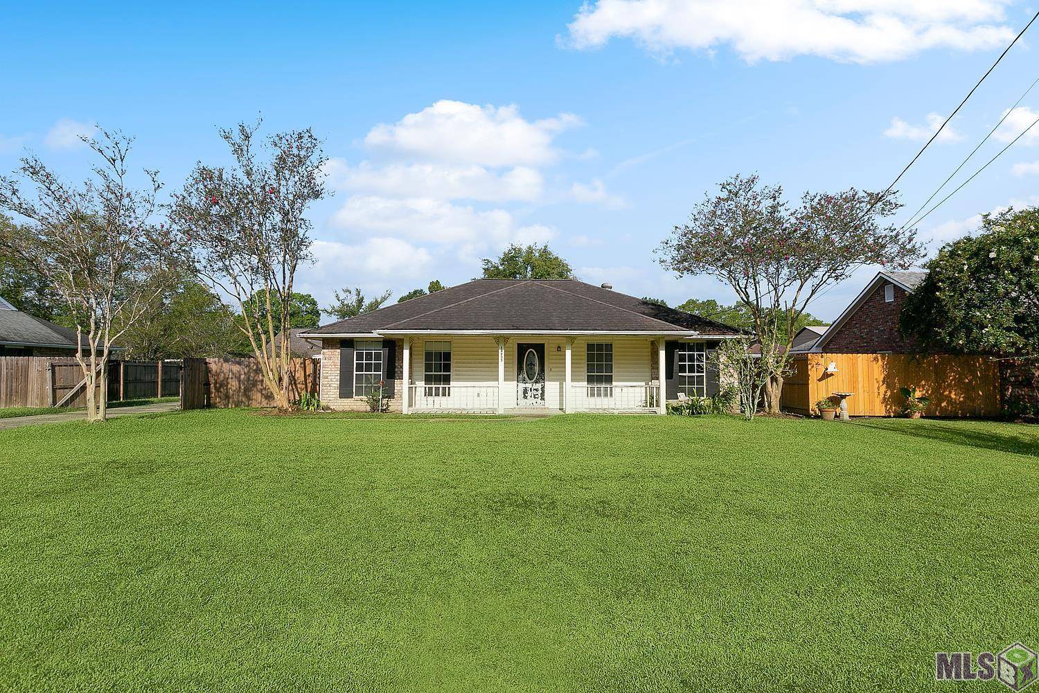 Gonzales, LA 70737,14235 Calice St