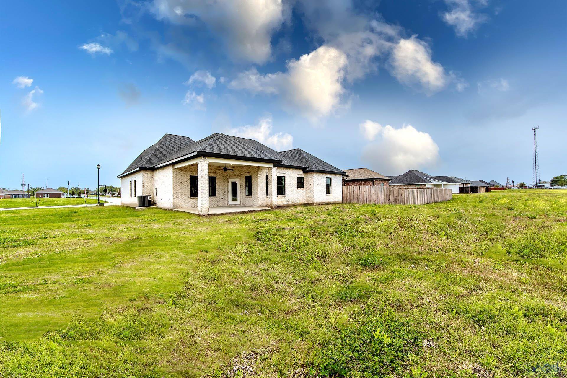 Houma, LA 70364,277 Rue Reece