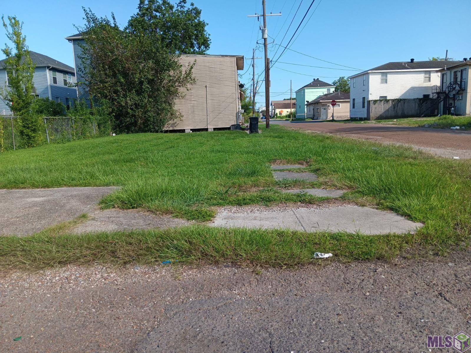 New Orleans, LA 70125,2338 Seminole Ln