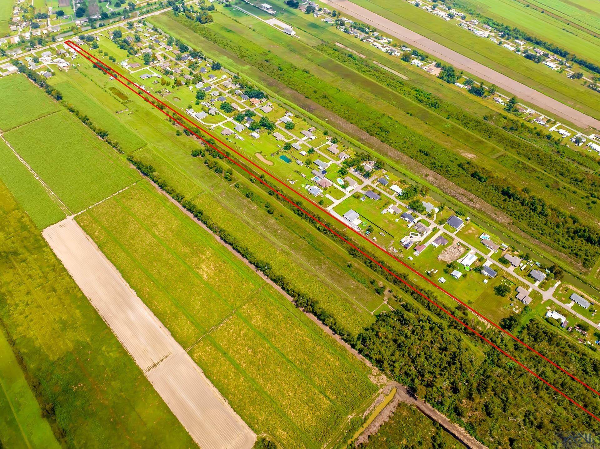 Raceland, LA 70394,2932 Highway 1