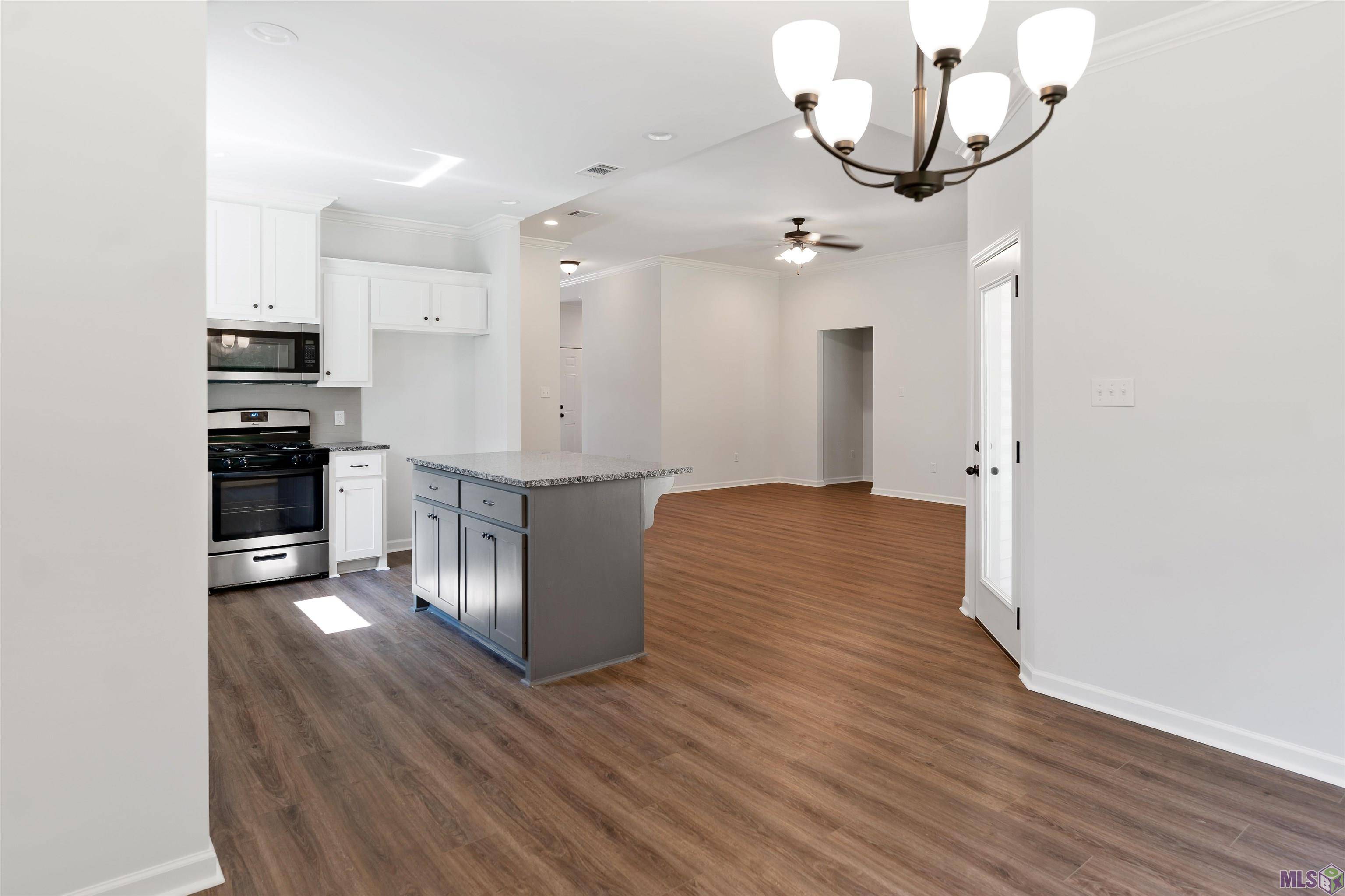 Port Allen, LA 70767,2357 Woodland Ct