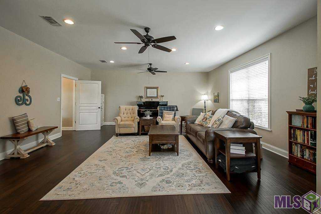 Oscar, LA 70762,4960 Cotonnier St