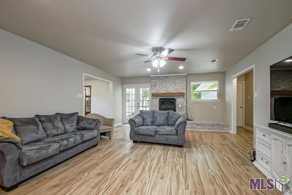 Denham Springs, LA 70726,9914 Gene Buckel Dr