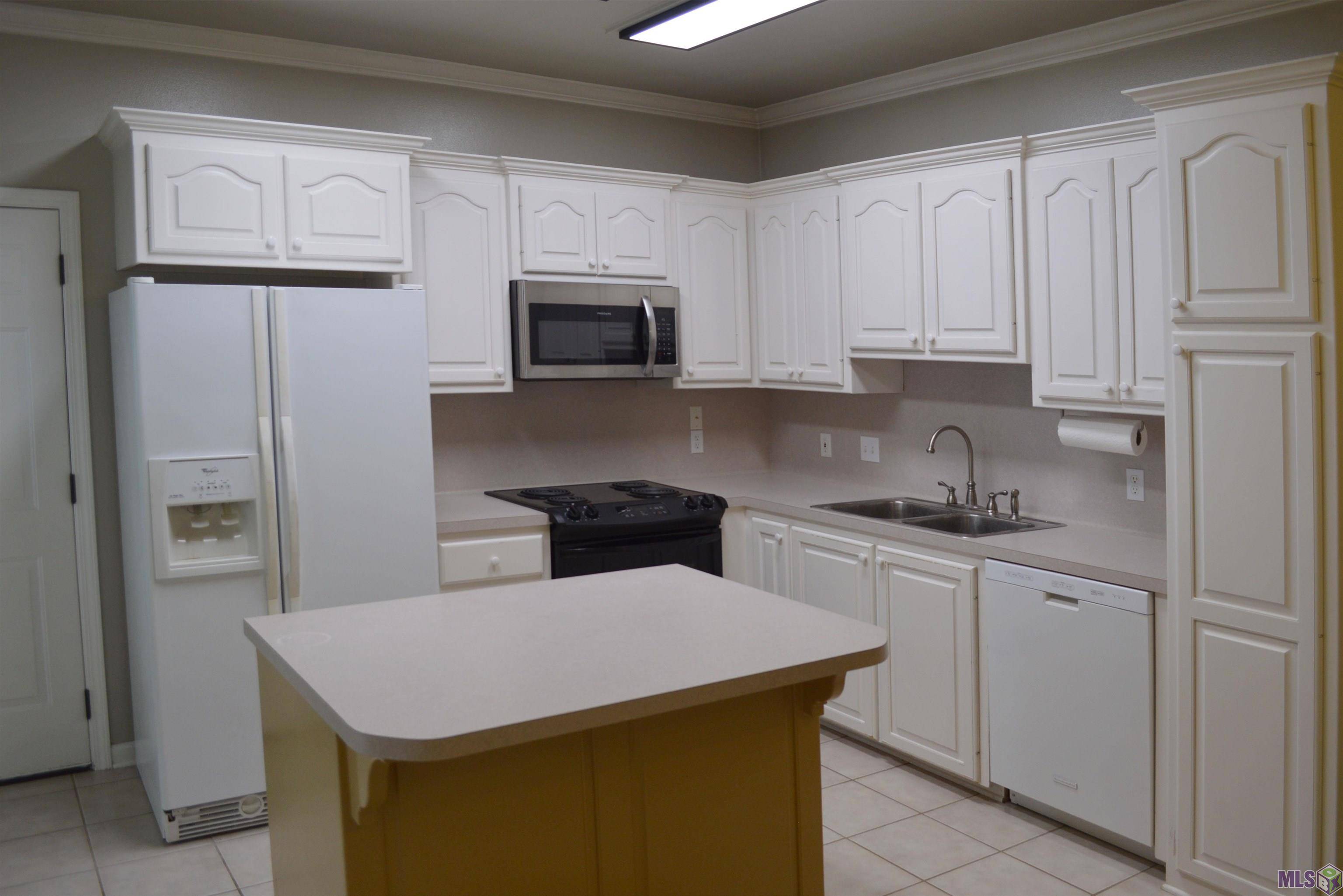 Baton Rouge, LA 70808,5255 Congress Blvd ##47