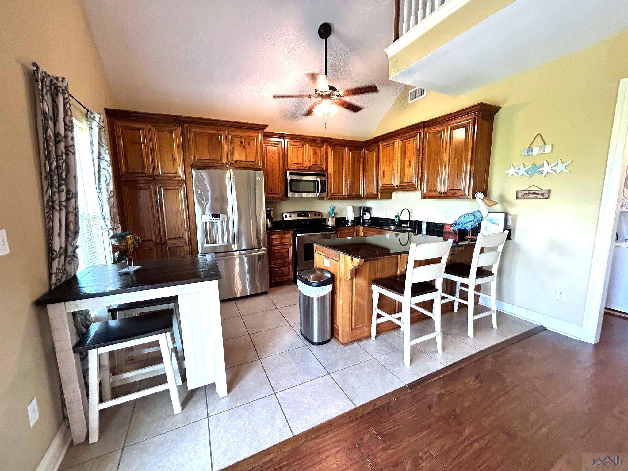 Grand Isle, LA 70358,2685 Highway 1 ##I