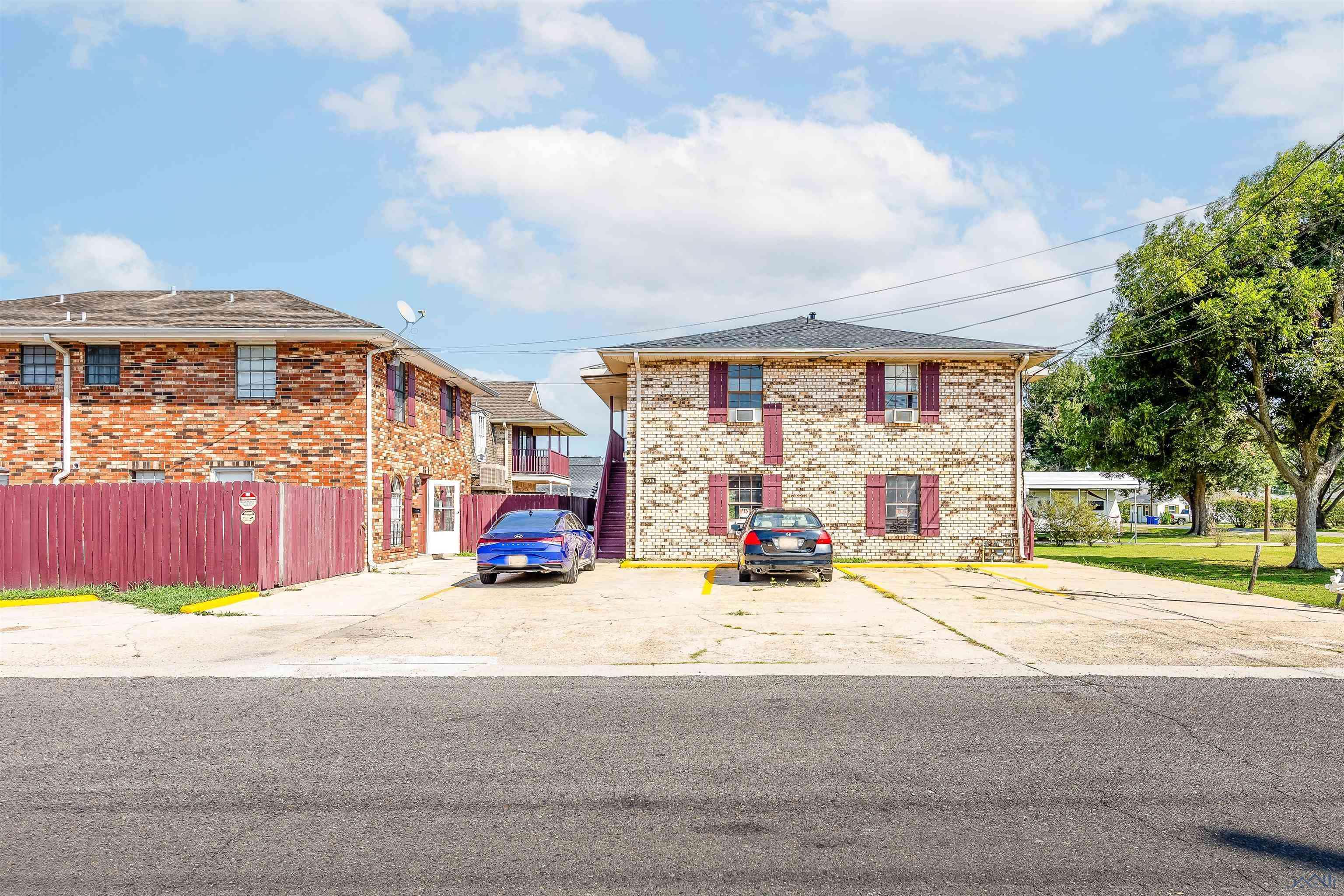Thibodaux, LA 70301,514 Oak St