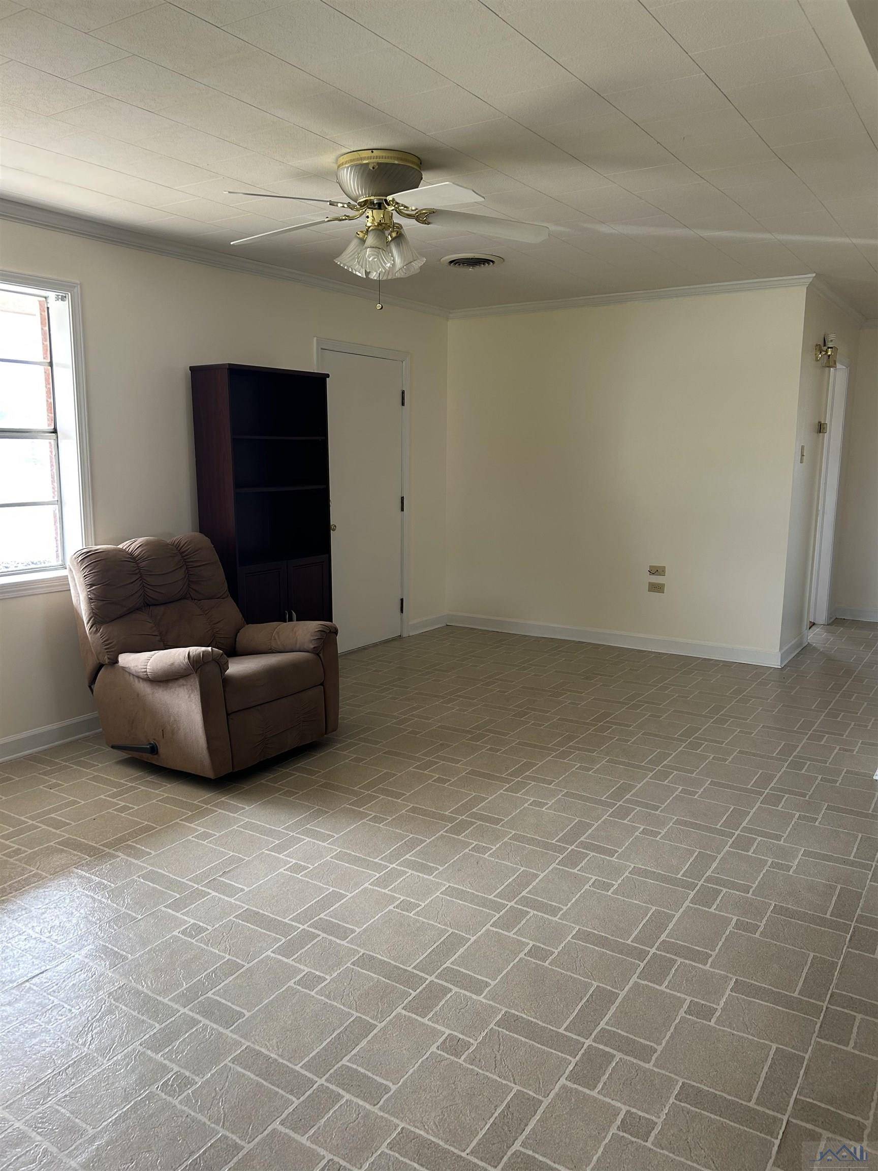 Raceland, LA 70394,338 Twin Oaks Dr