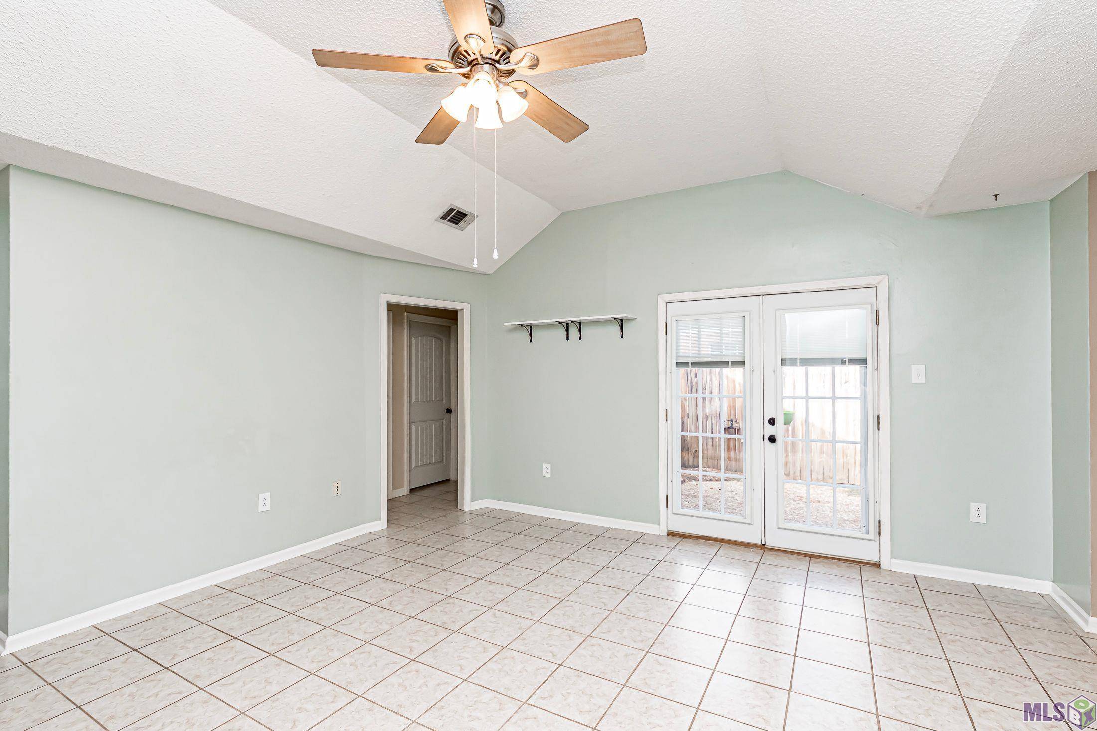 Baton Rouge, LA 70820,7883 Summer Grove Ave