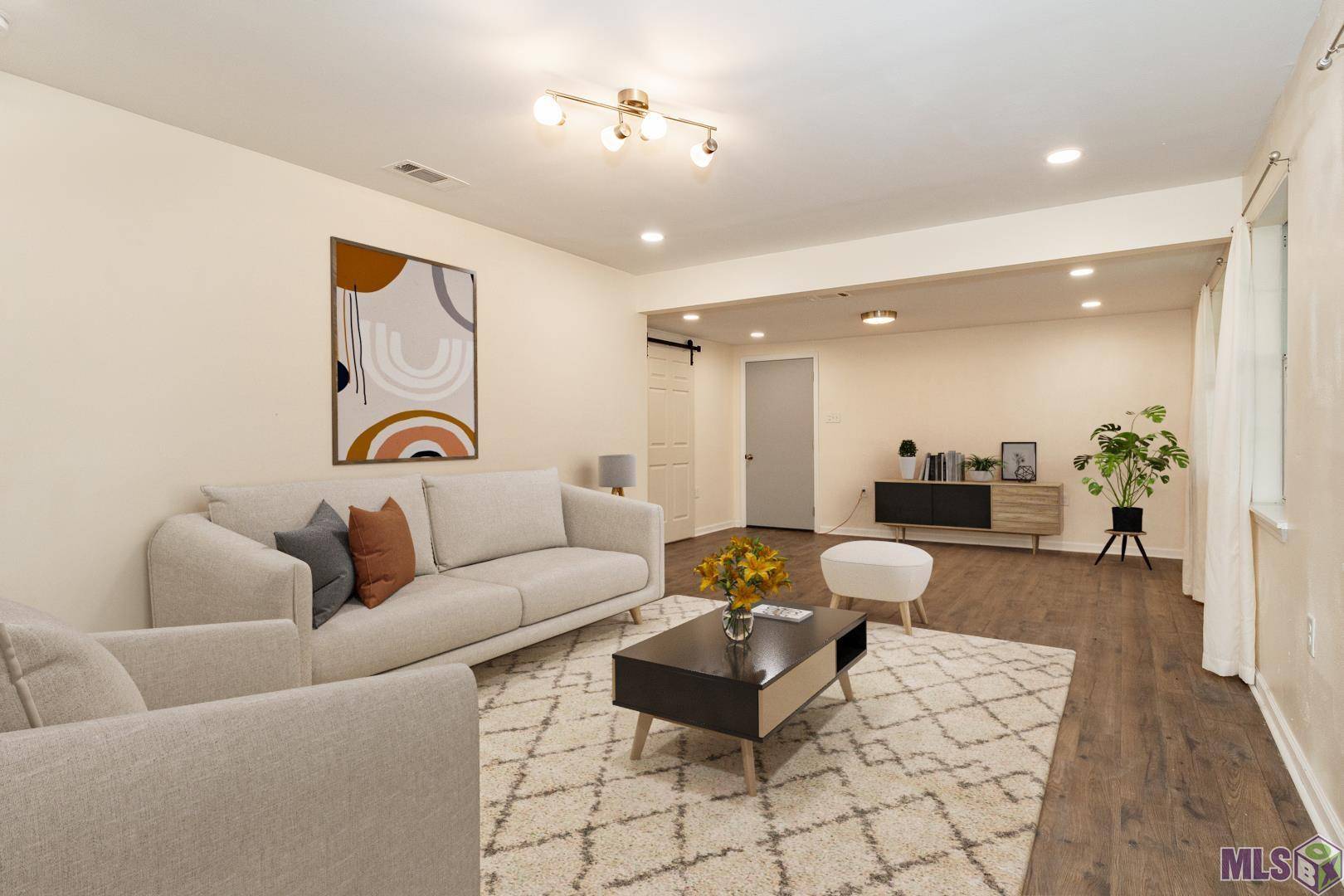 Baton Rouge, LA 70812,8365 Riffel Ave