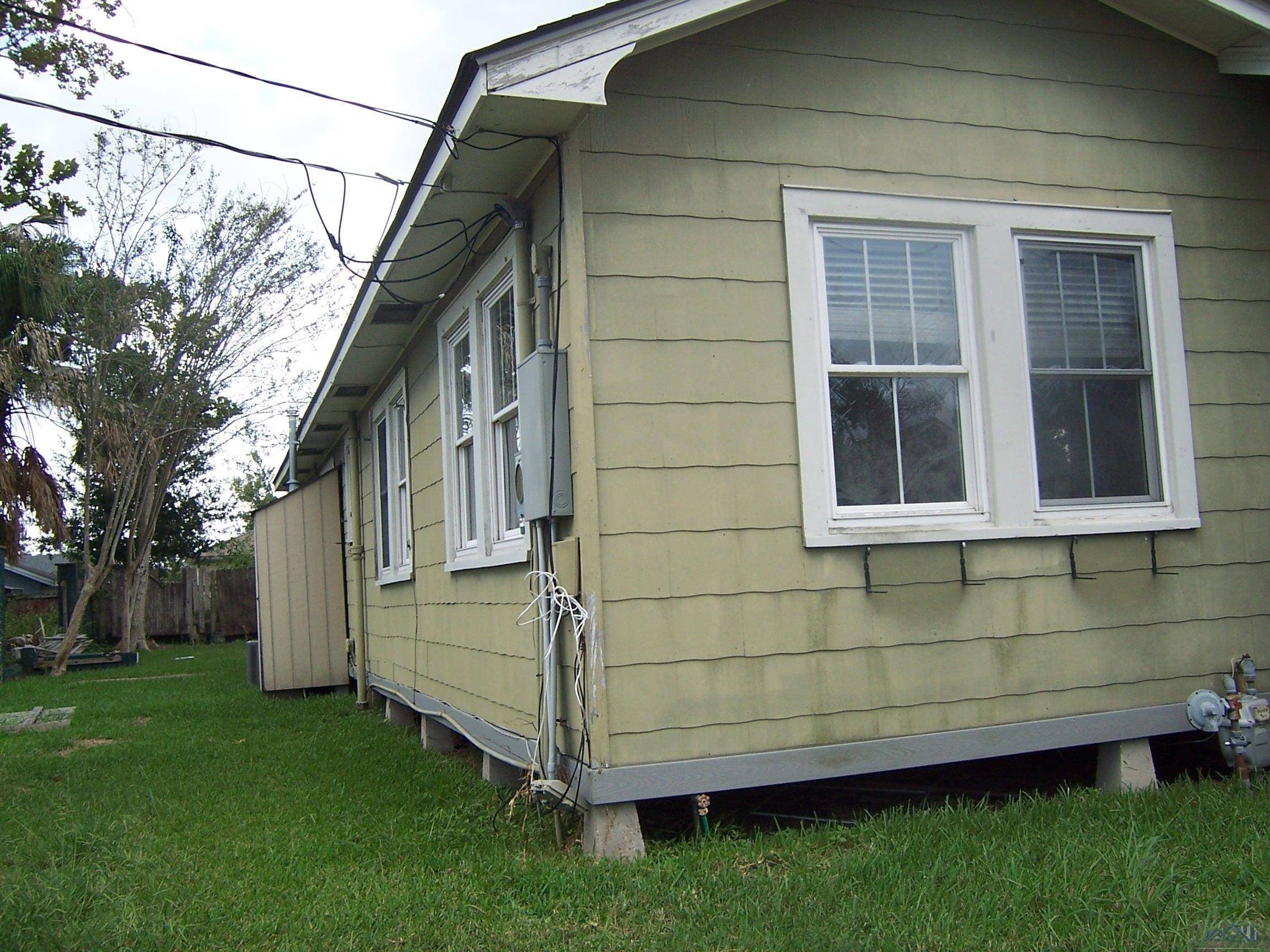 Houma, LA 70360,1306 Honduras Street