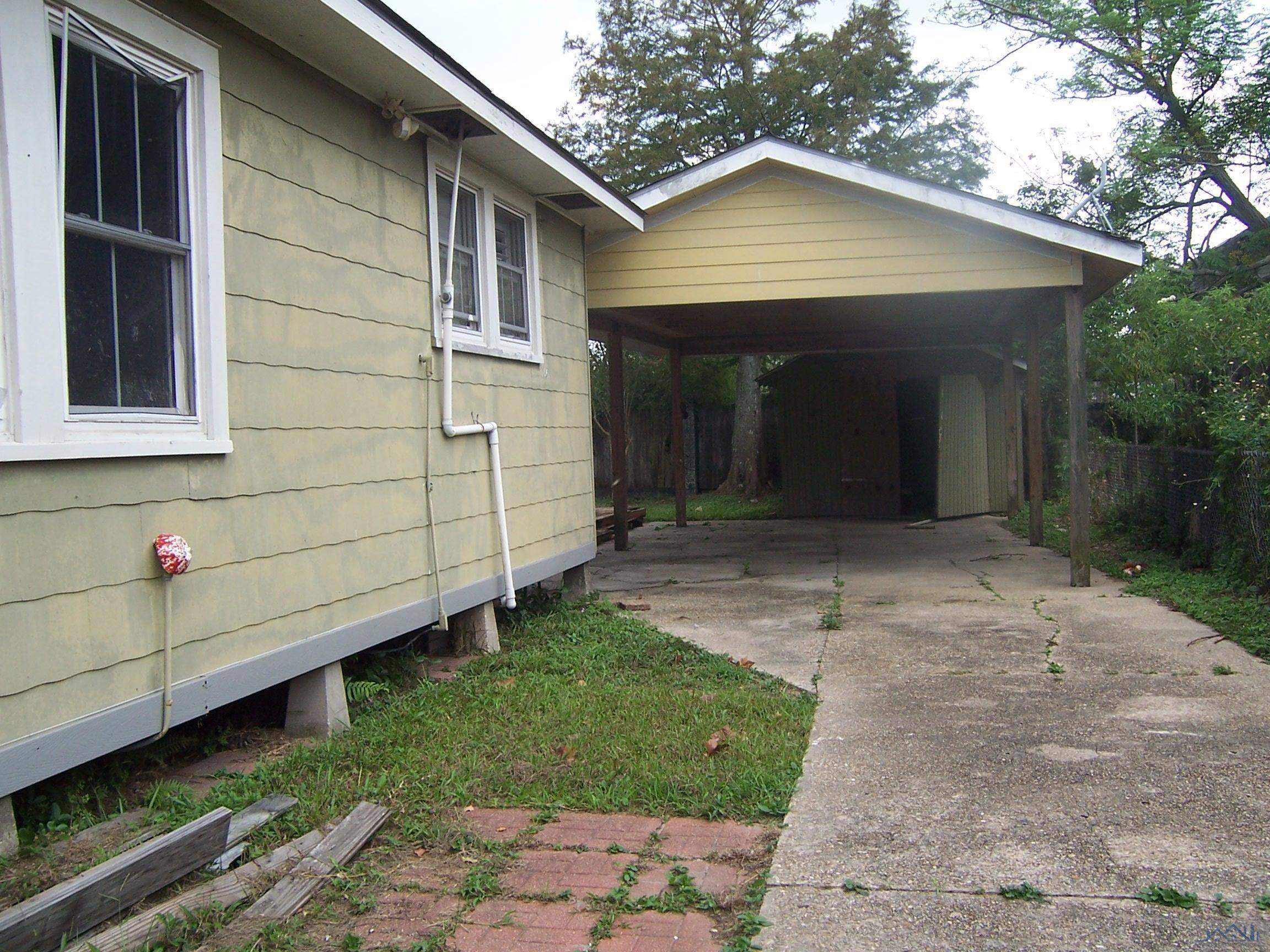 Houma, LA 70360,1306 Honduras Street