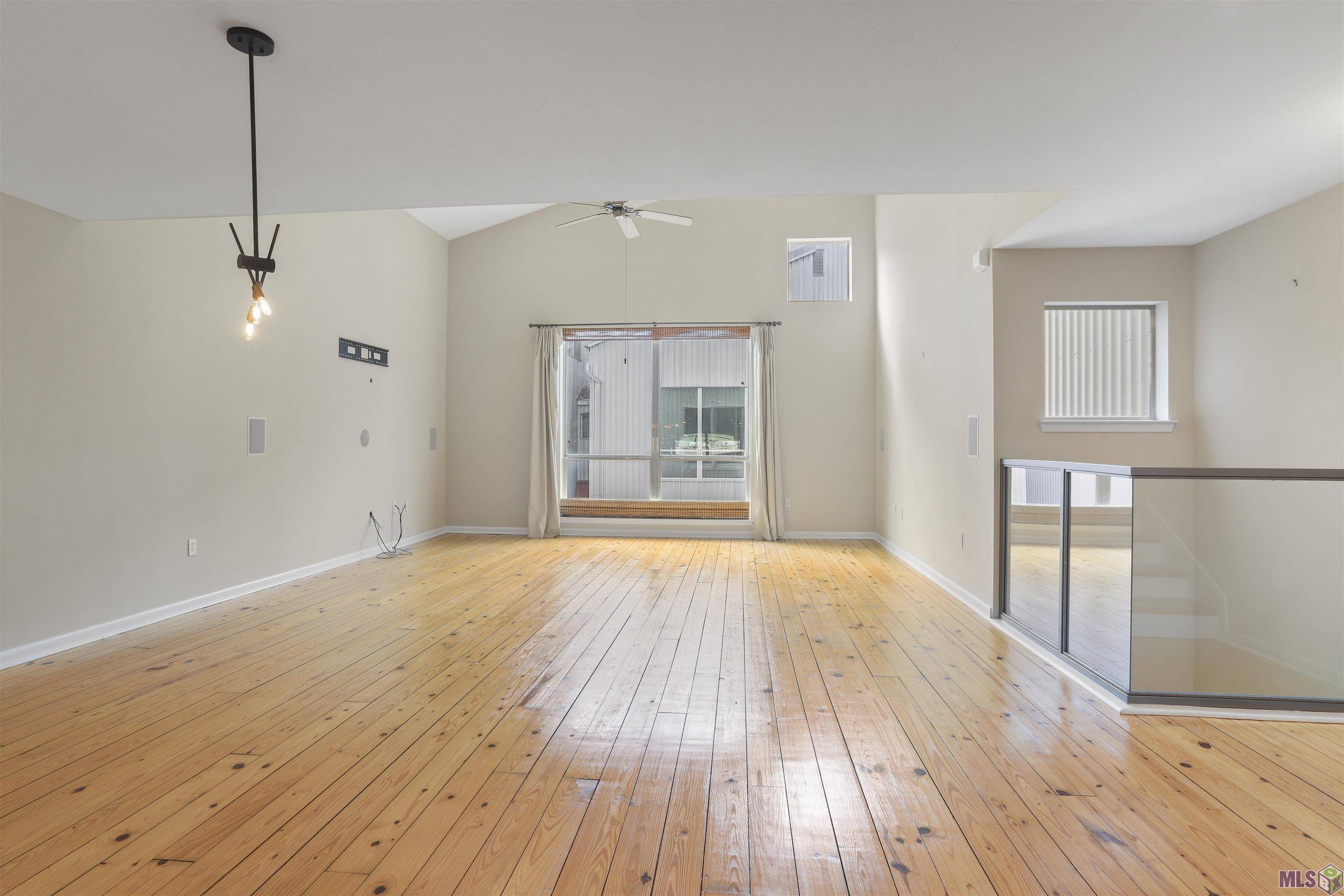 Baton Rouge, LA 70802,1720 Nicholson Dr ##23