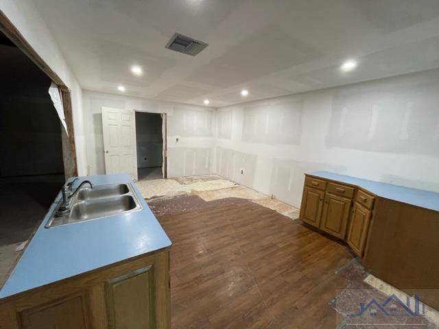 Galliano, LA 70354,192 East 117th Street