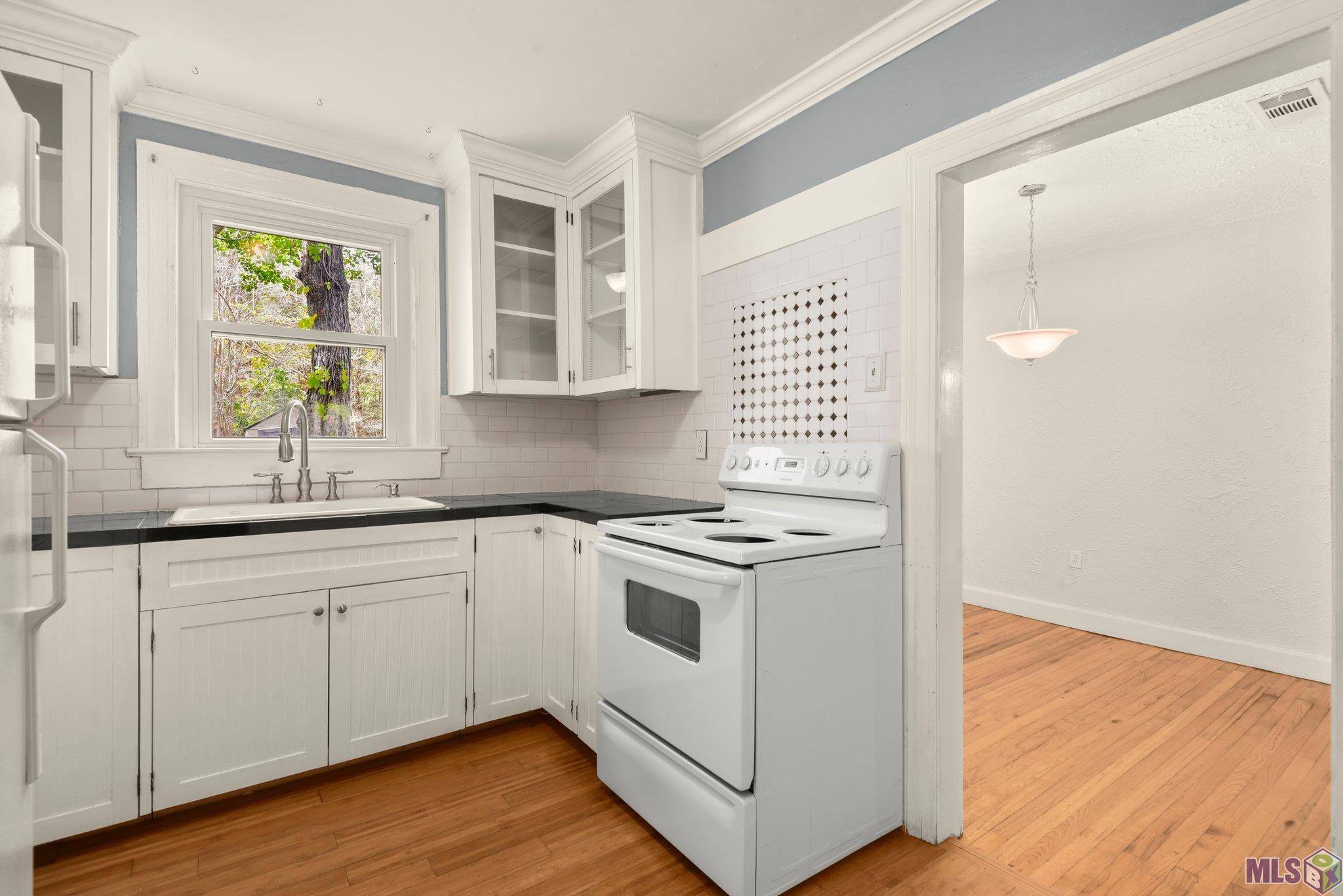 Baton Rouge, LA 70806,368 S Ardenwood Dr