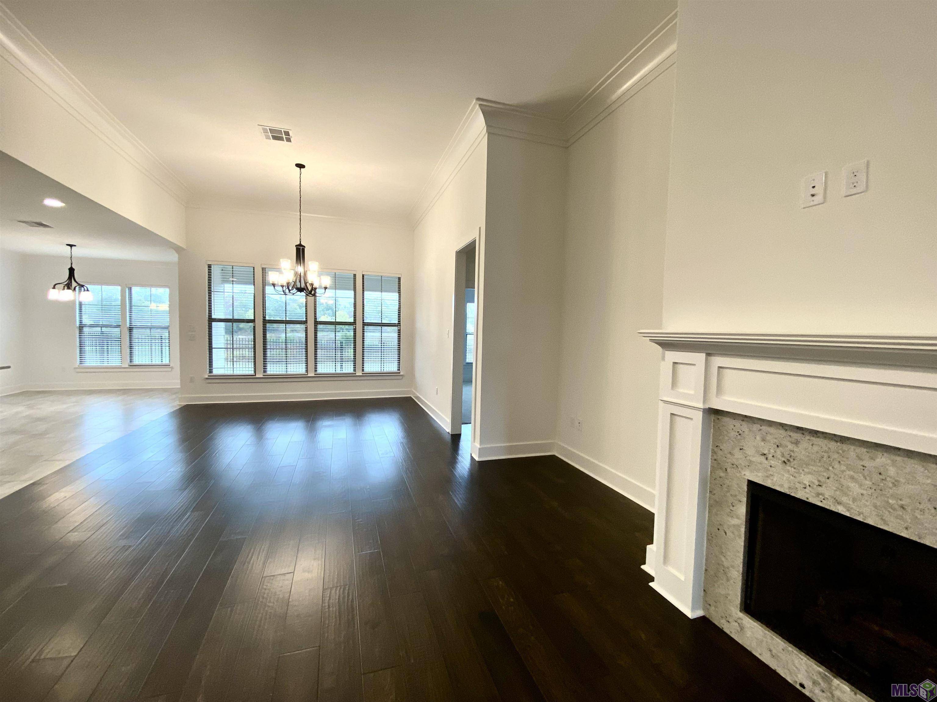 Baton Rouge, LA 70810,13023 Great Tern Ave