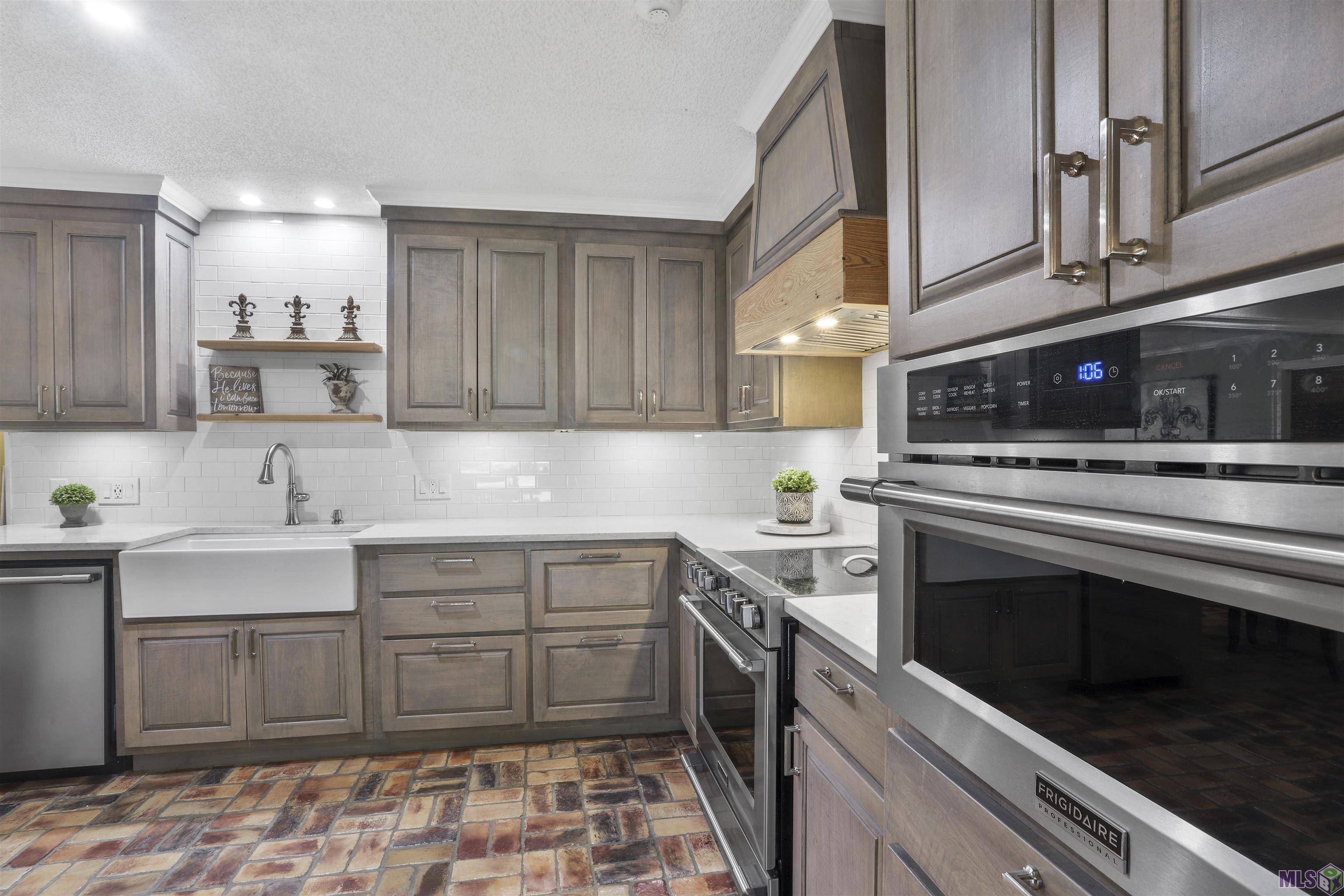 Zachary, LA 70791,3786 Hemlock St