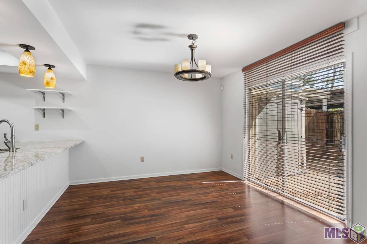 Baton Rouge, LA 70820,5645 Riverstone Dr