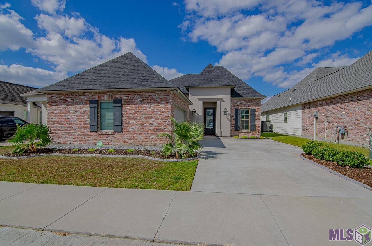 Baton Rouge, LA 70810,554 Silverbill Ln