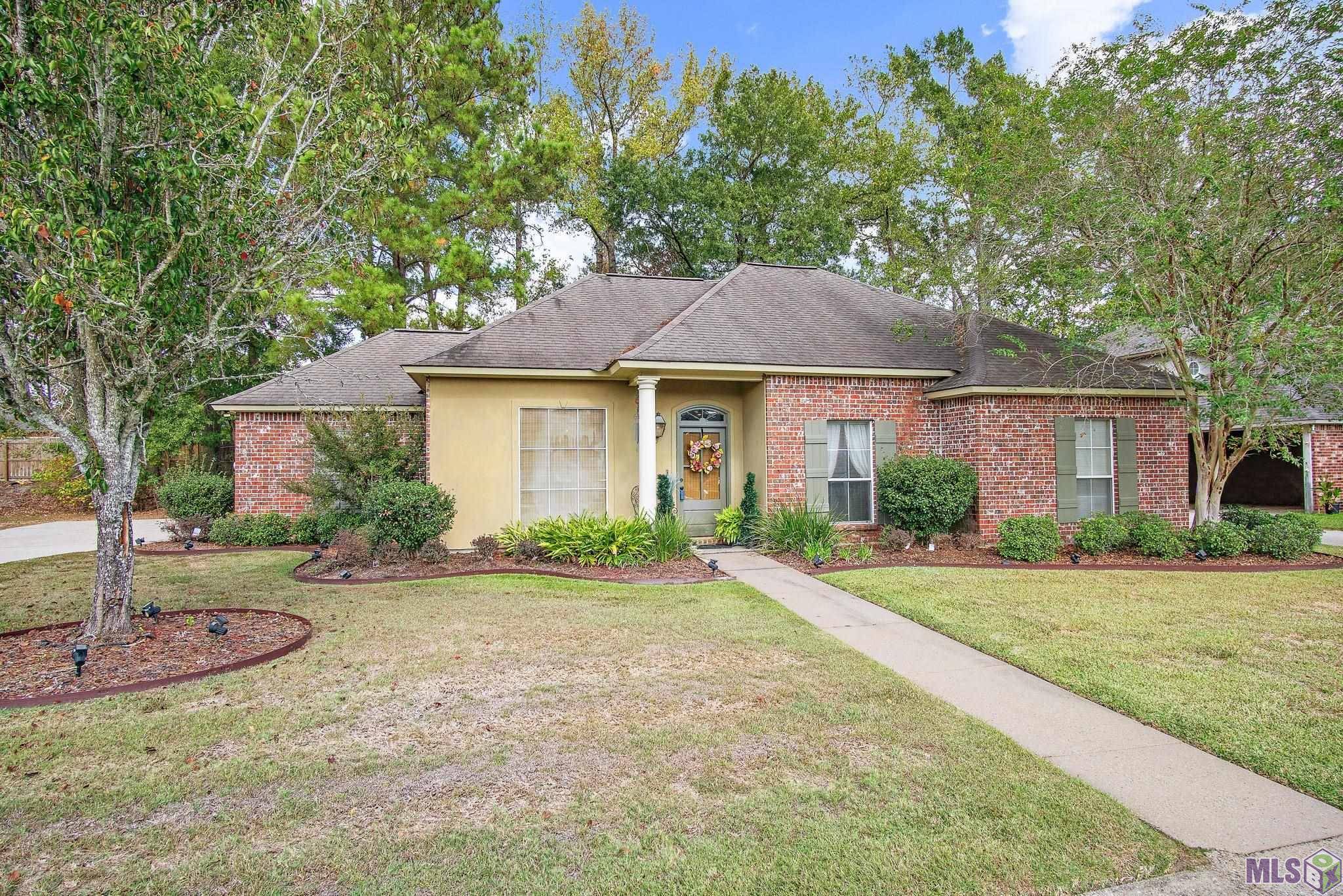 Baton Rouge, LA 70810,9225 Worthington Lake Ave