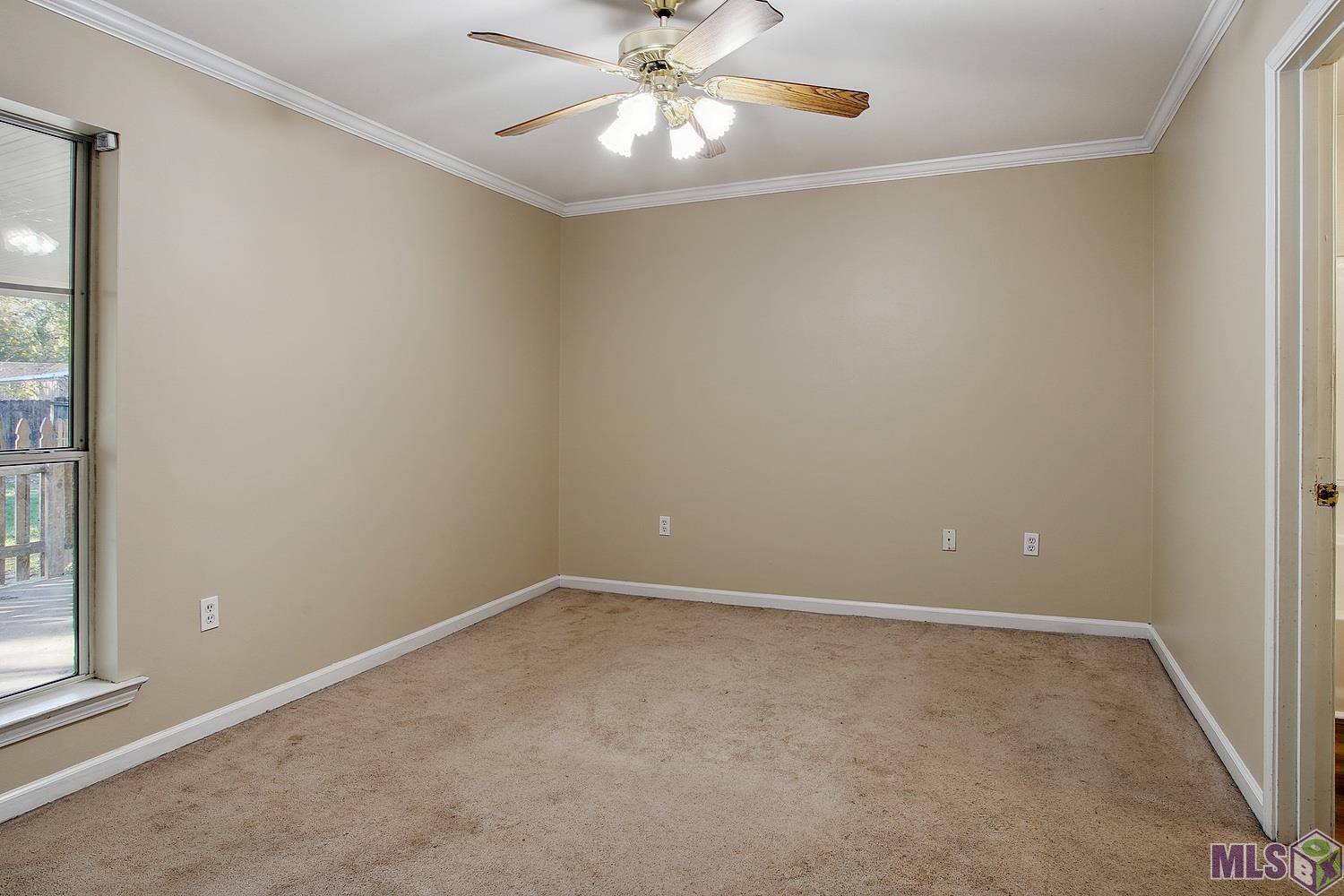 Greenwell Springs, LA 70739,11071 Downey Dr