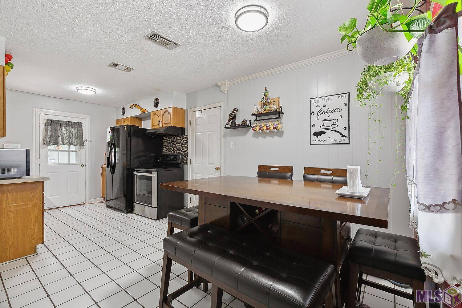 Laplace, LA 70068,1525 Delta Rd