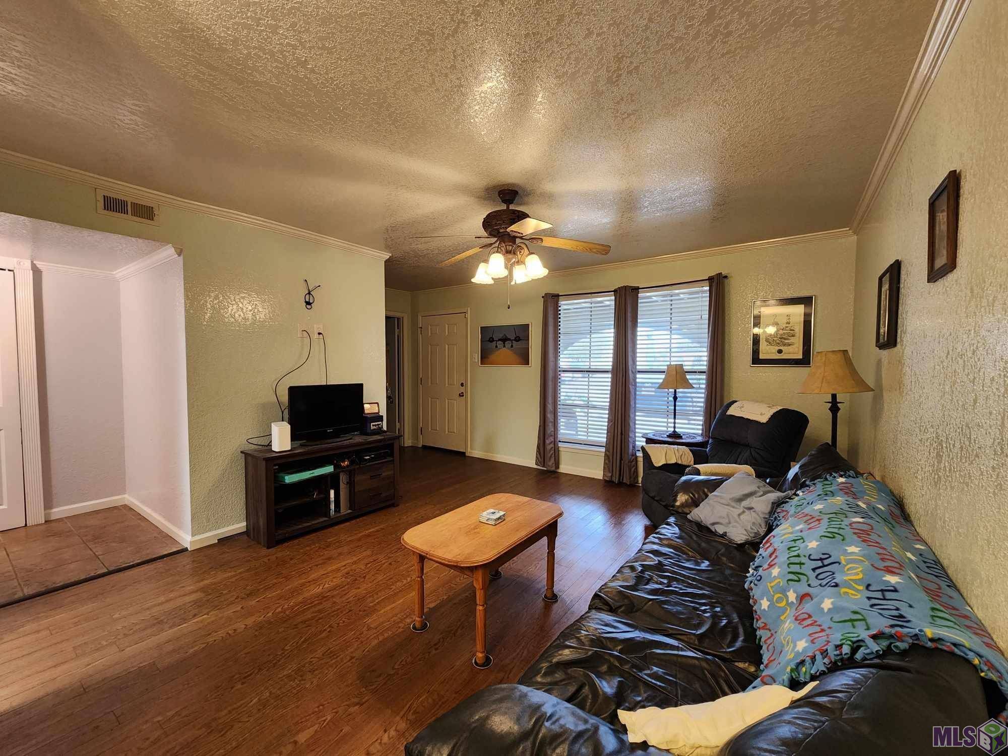 Baton Rouge, LA 70809,10300 W Winston Ave ##1