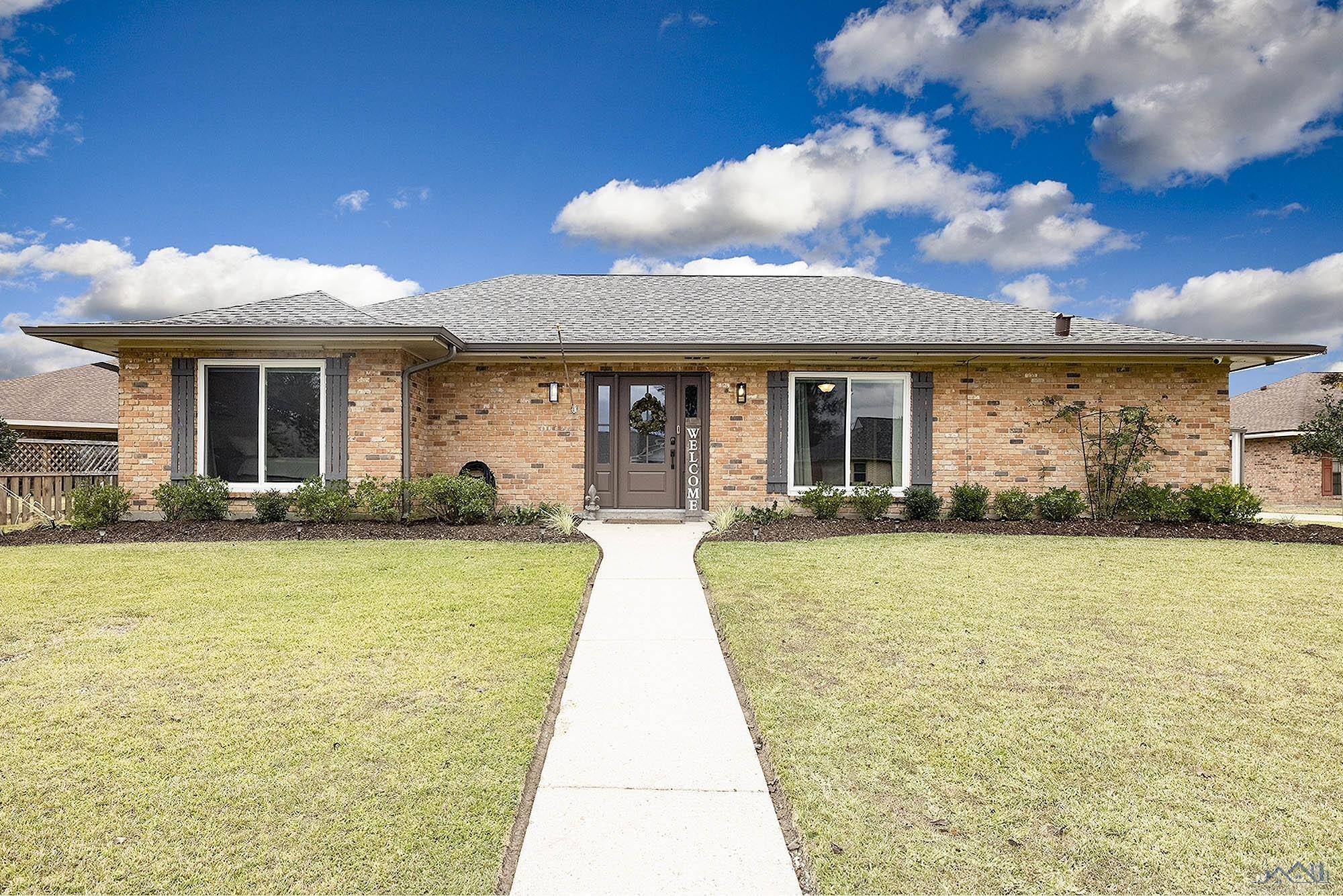 Houma, LA 70363,108 Mechant Dr.