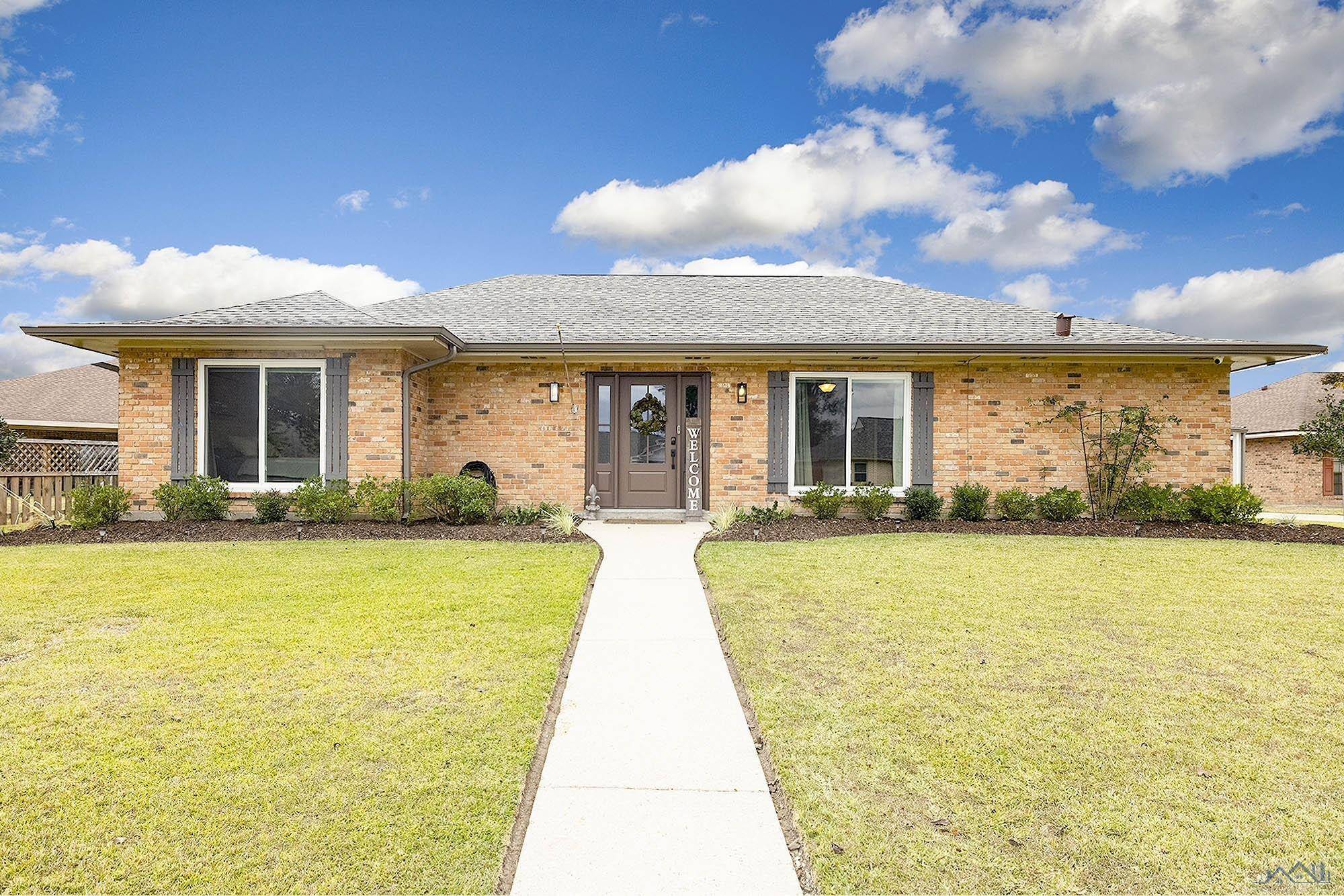 Houma, LA 70363,108 Mechant Dr.